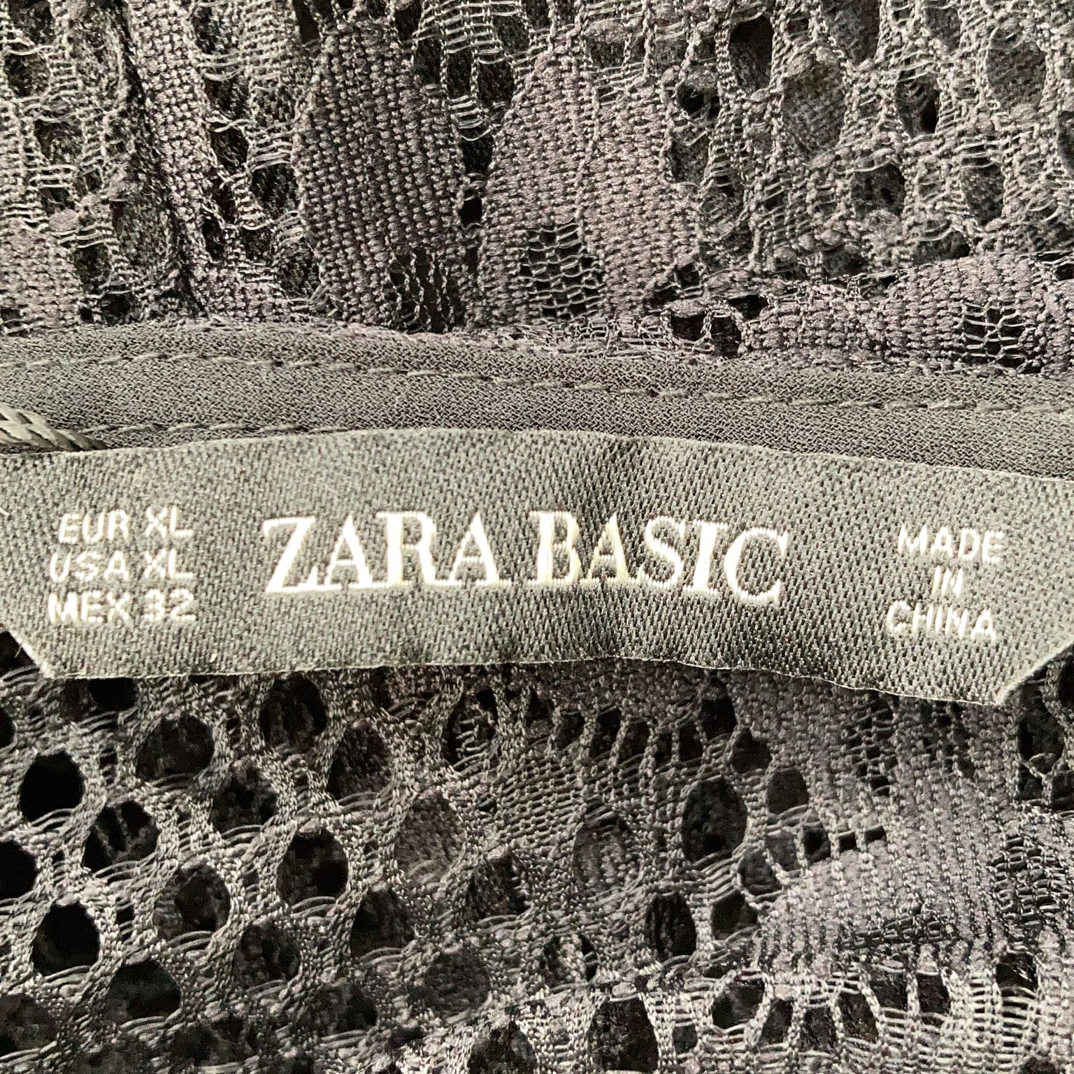 Zara Basic