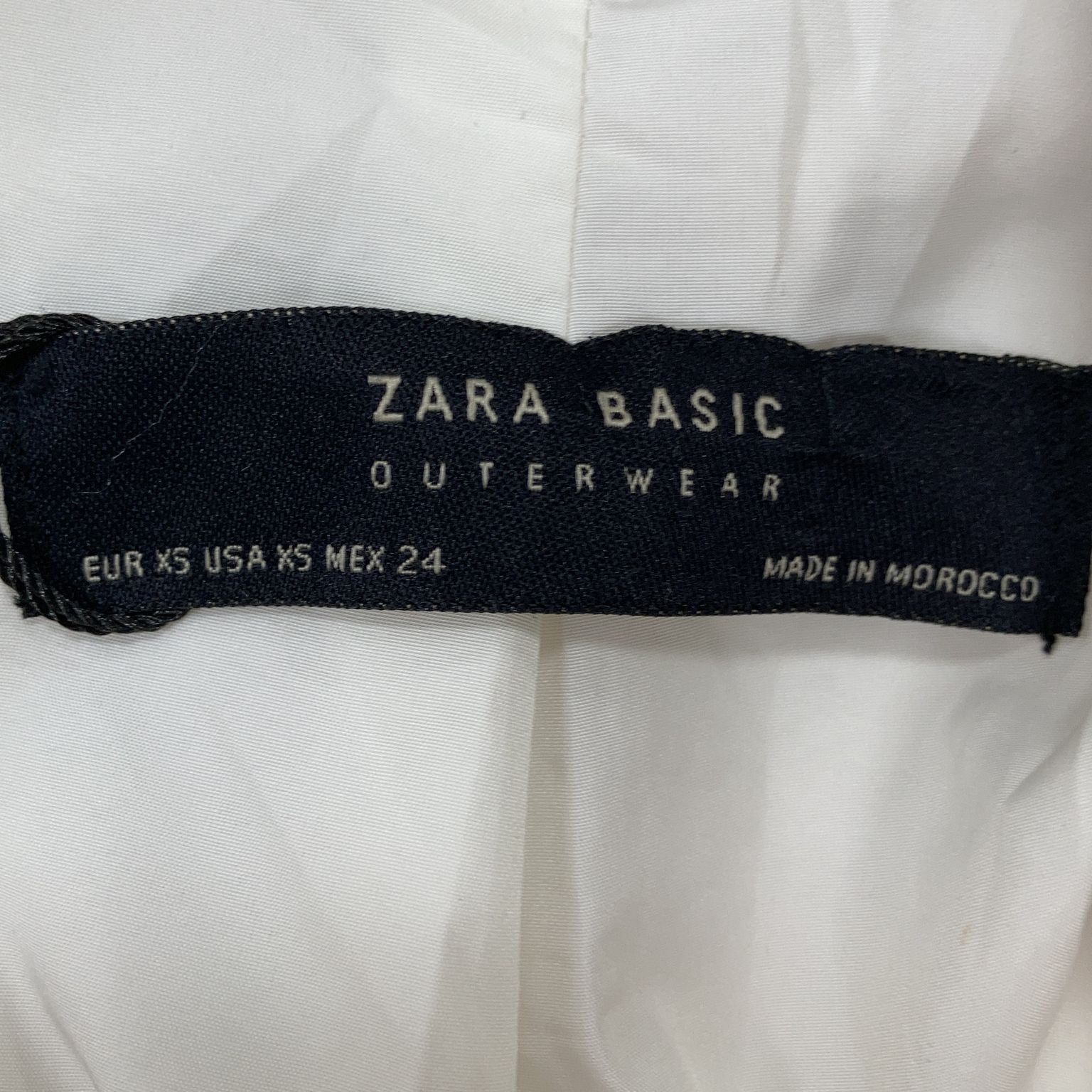 Zara Basic