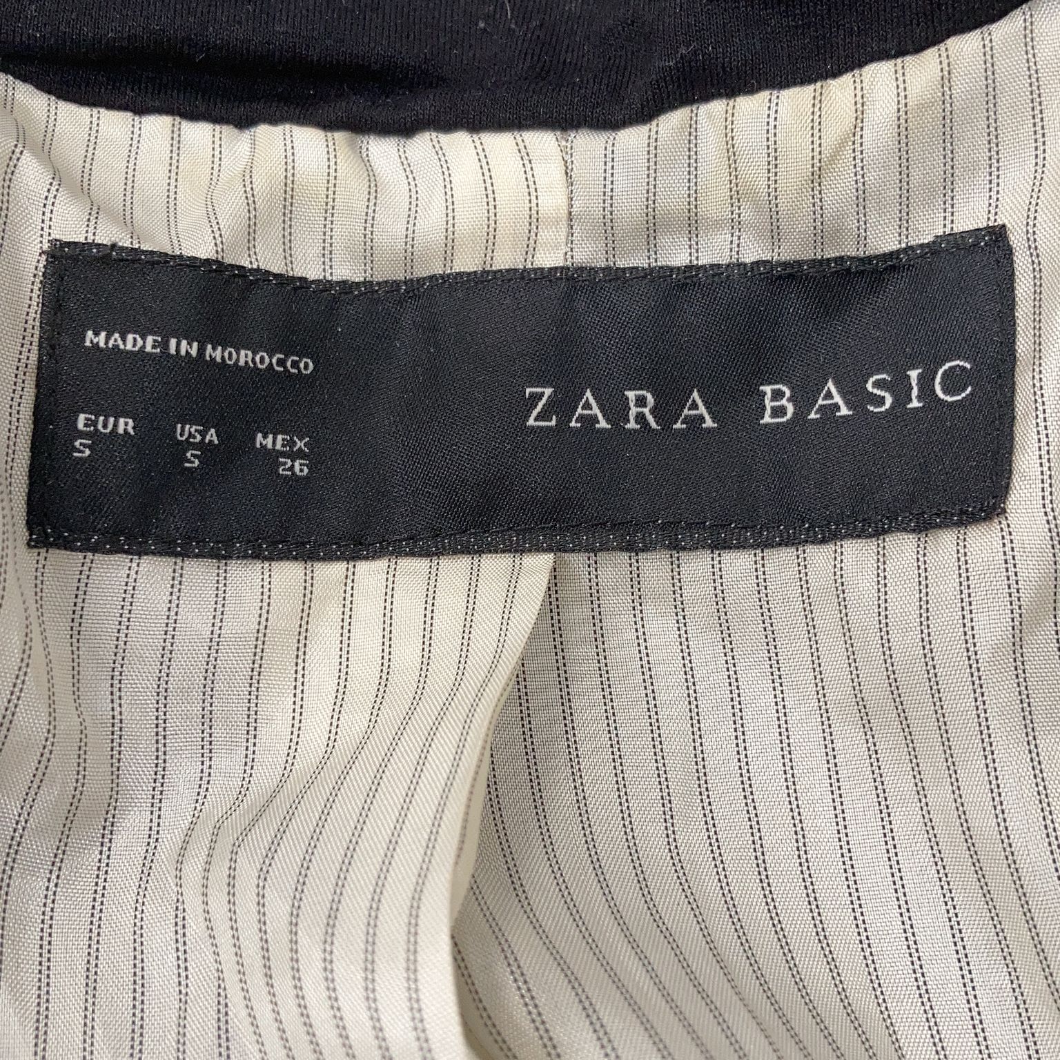 Zara Basic