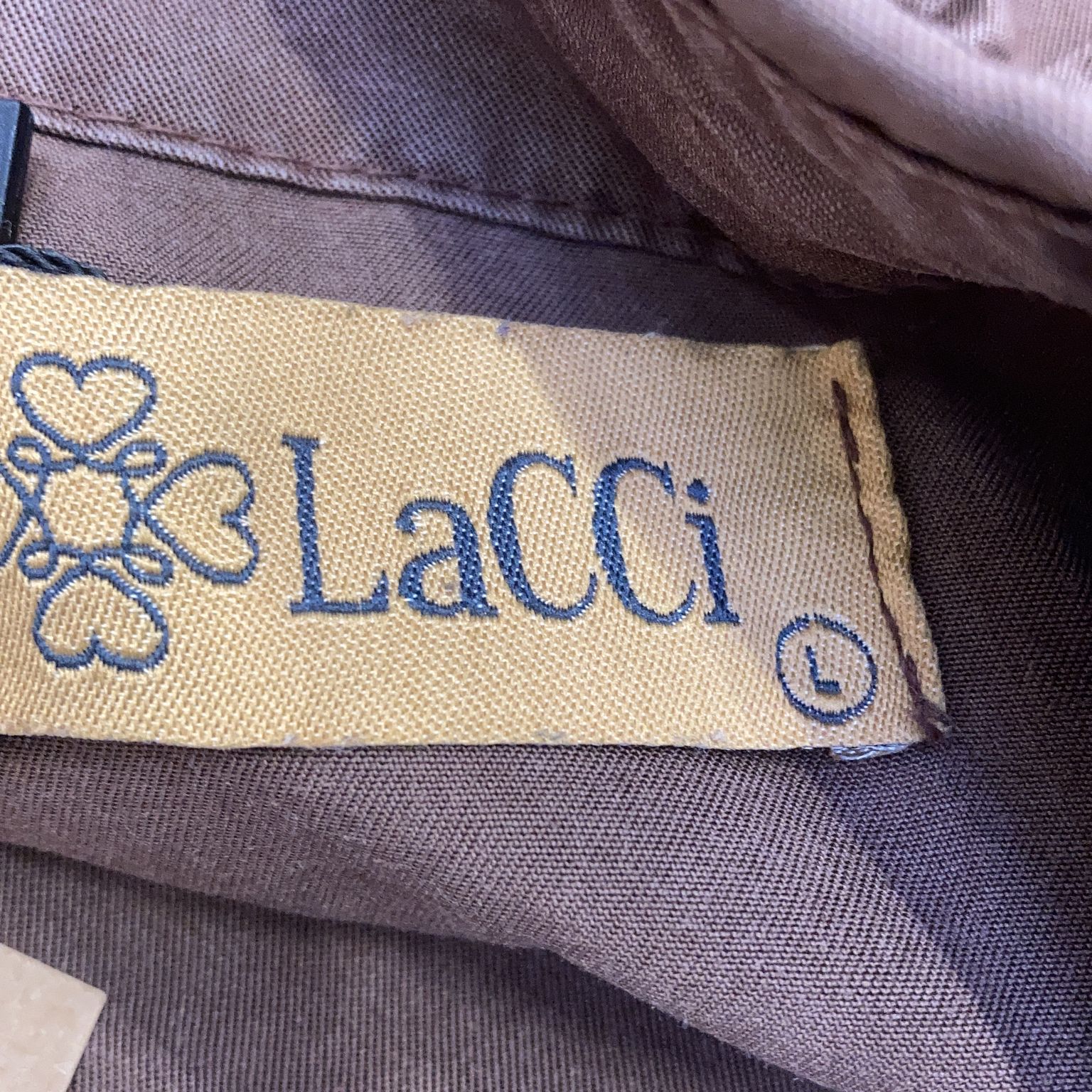 Lacci