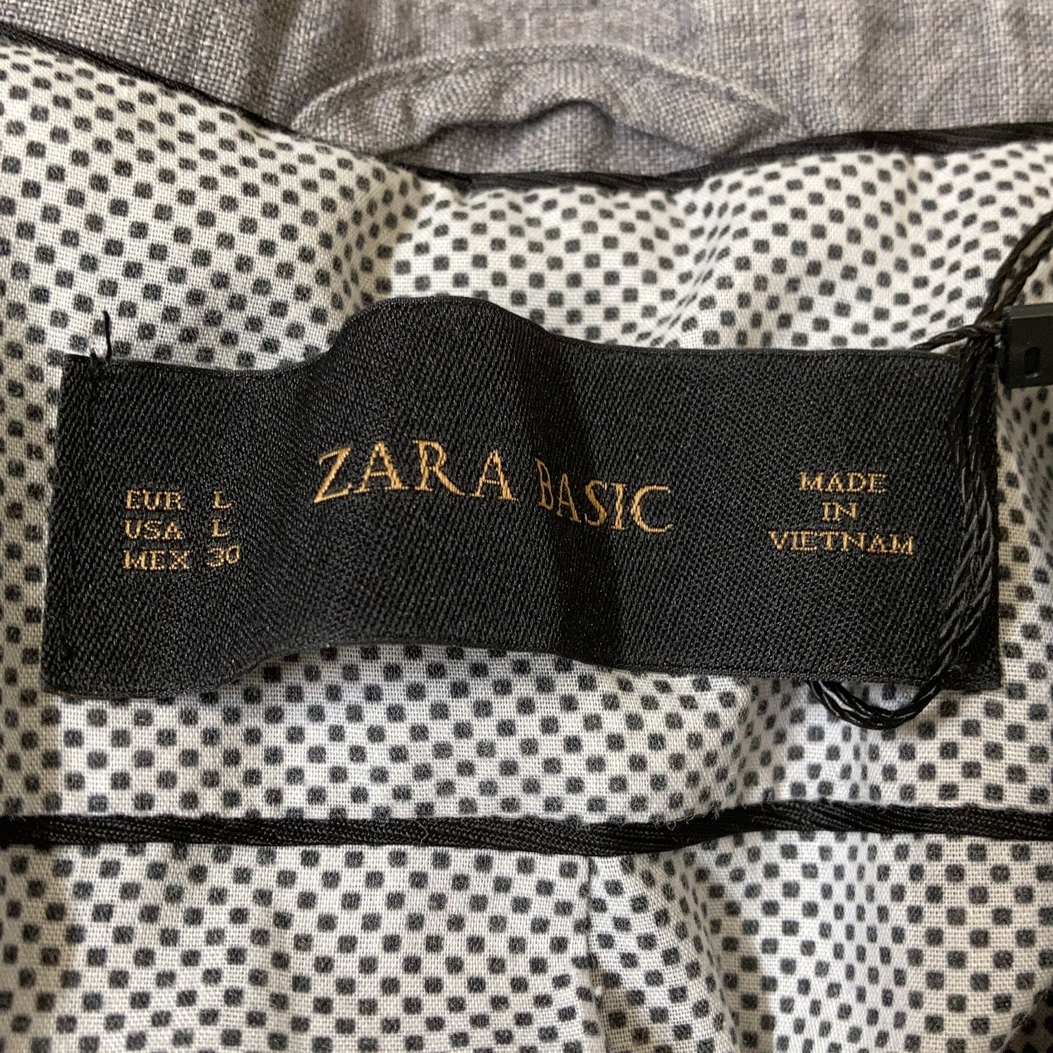 Zara Basic