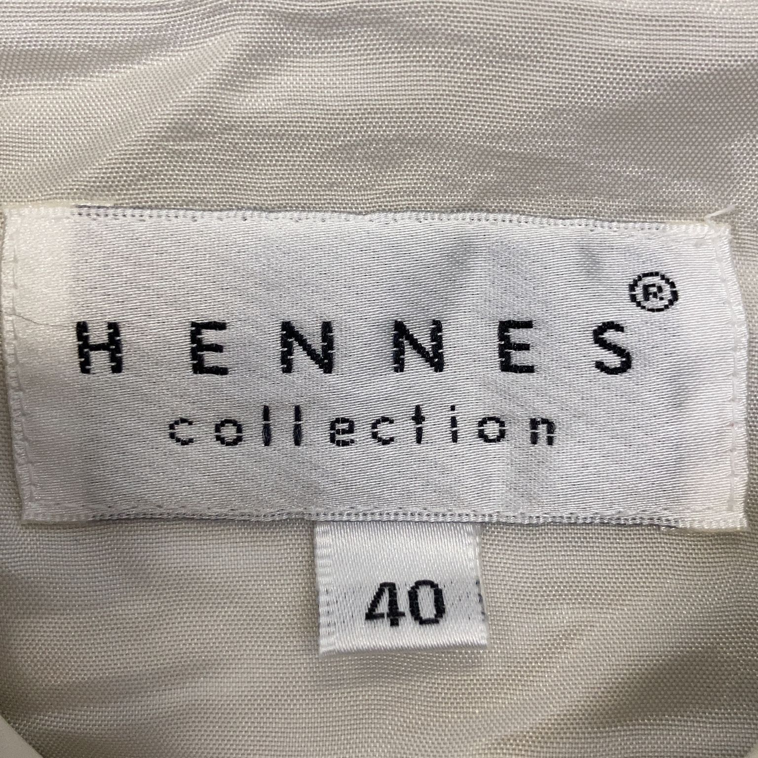 Hennes Collection