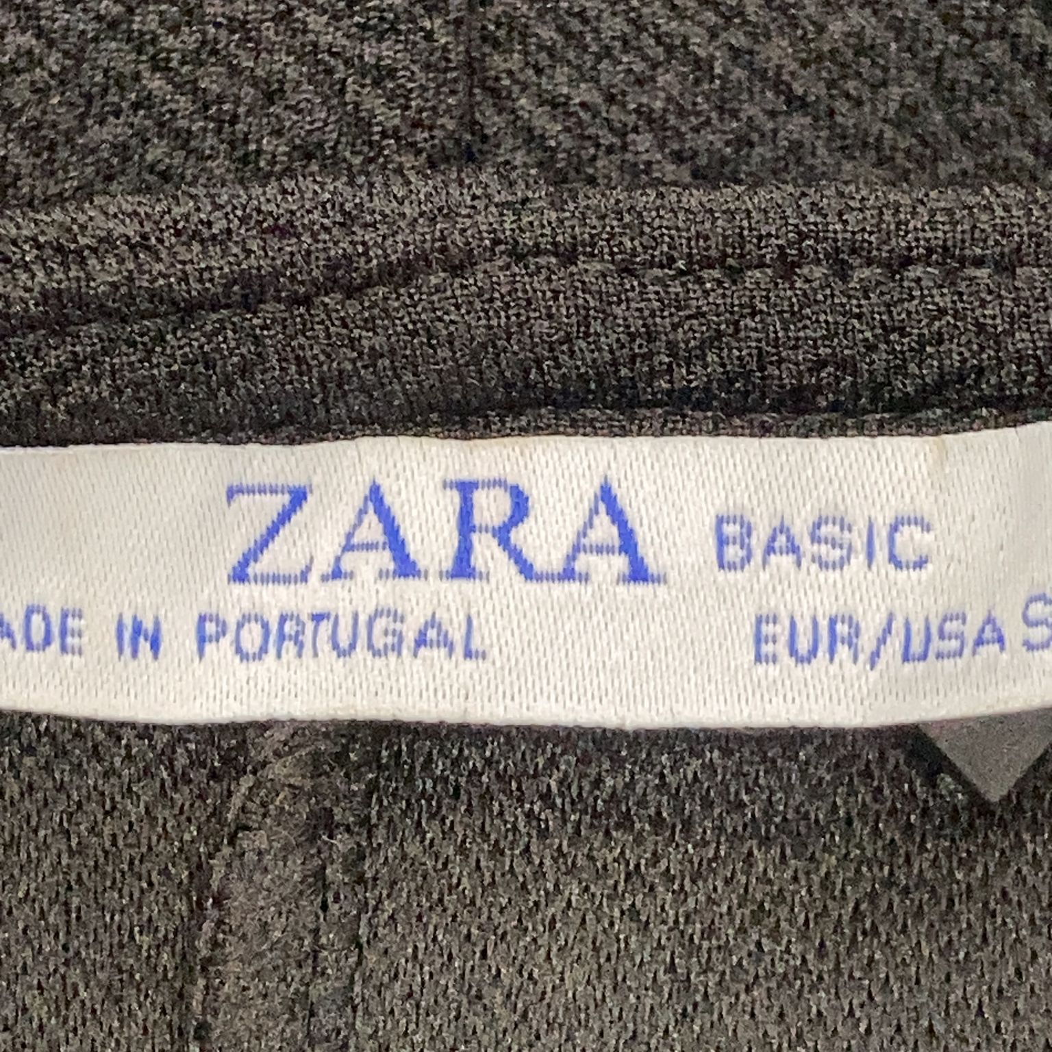 Zara Basic