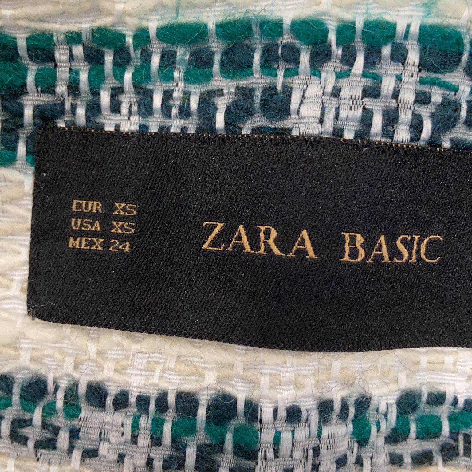 Zara Basic