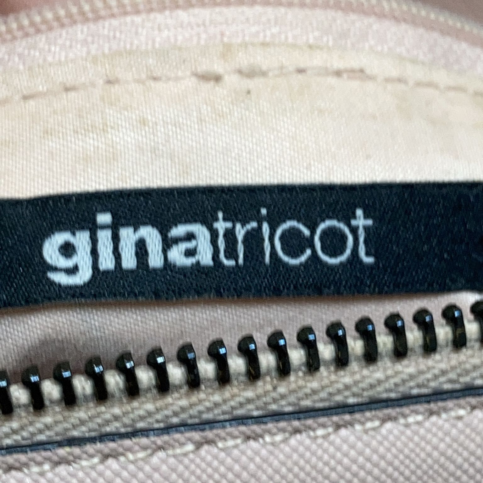 Gina Tricot