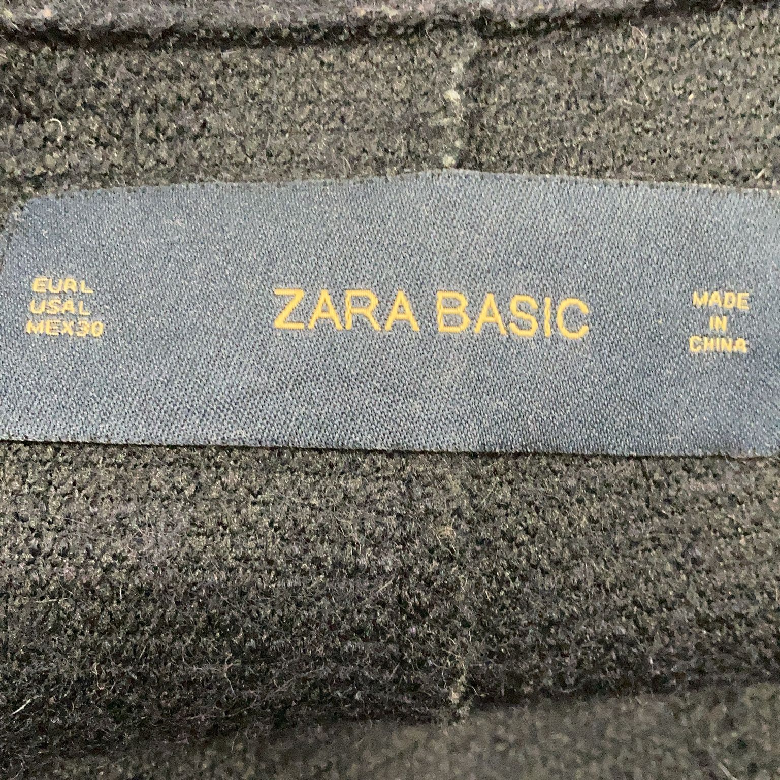 Zara Basic