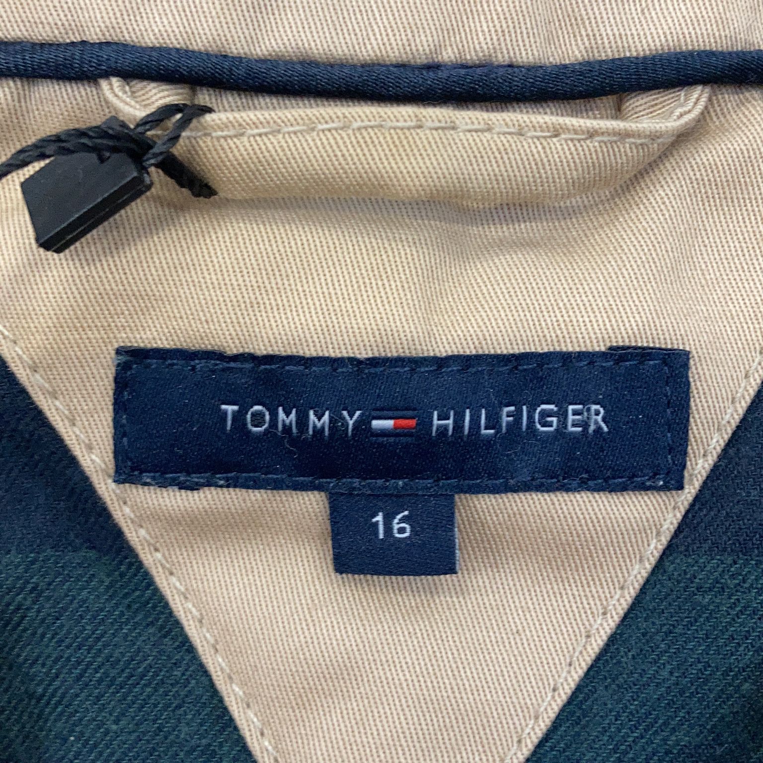 Tommy Hilfiger