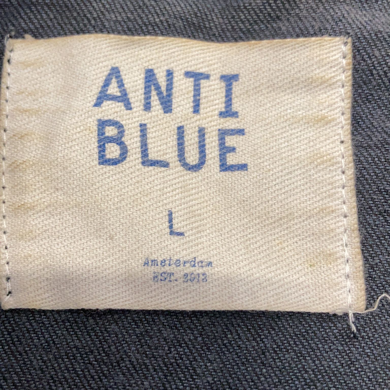 Anti Blue