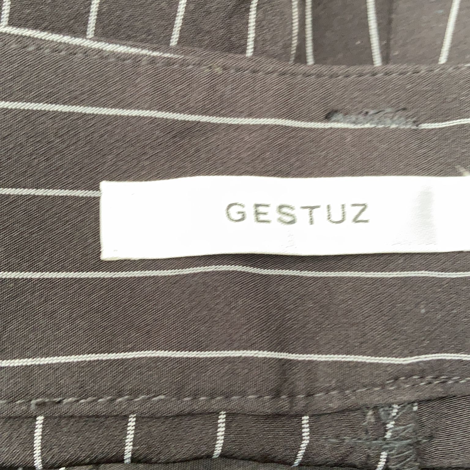 Gestuz