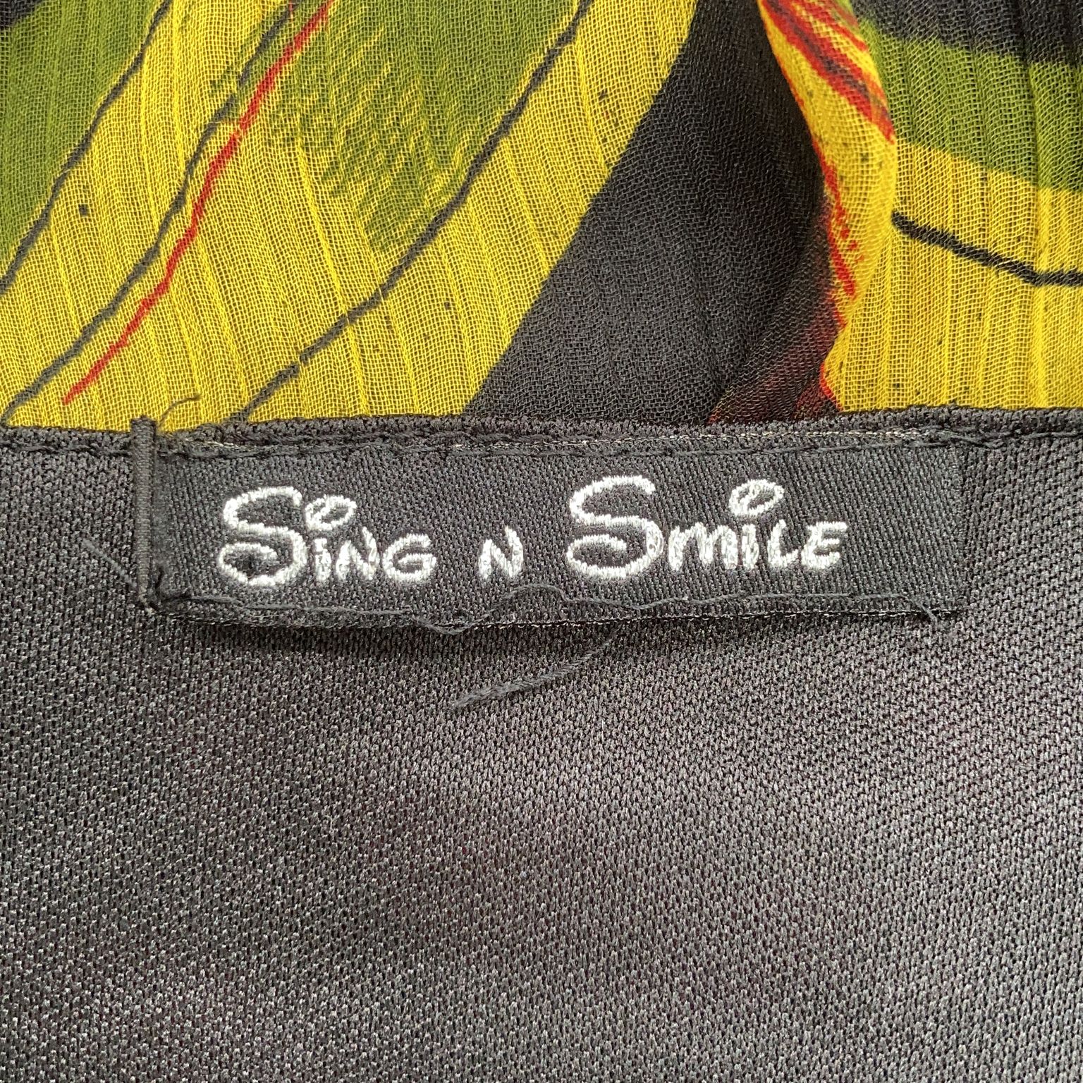 Sing  Smile