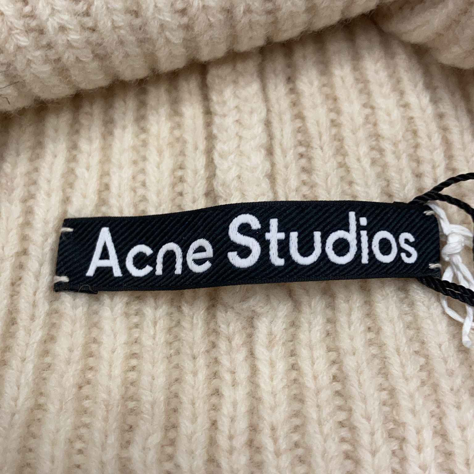 Acne Studios