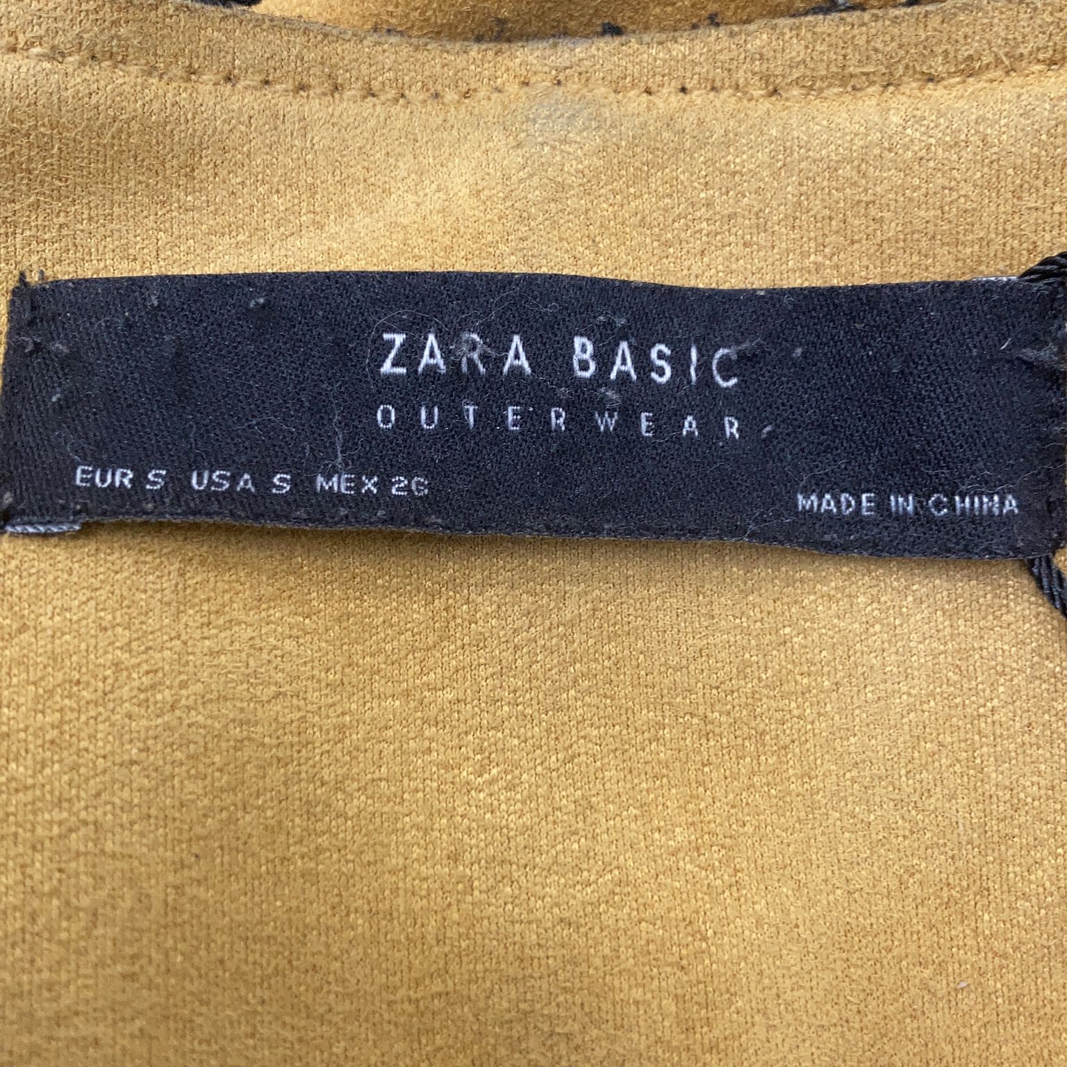 Zara Basic