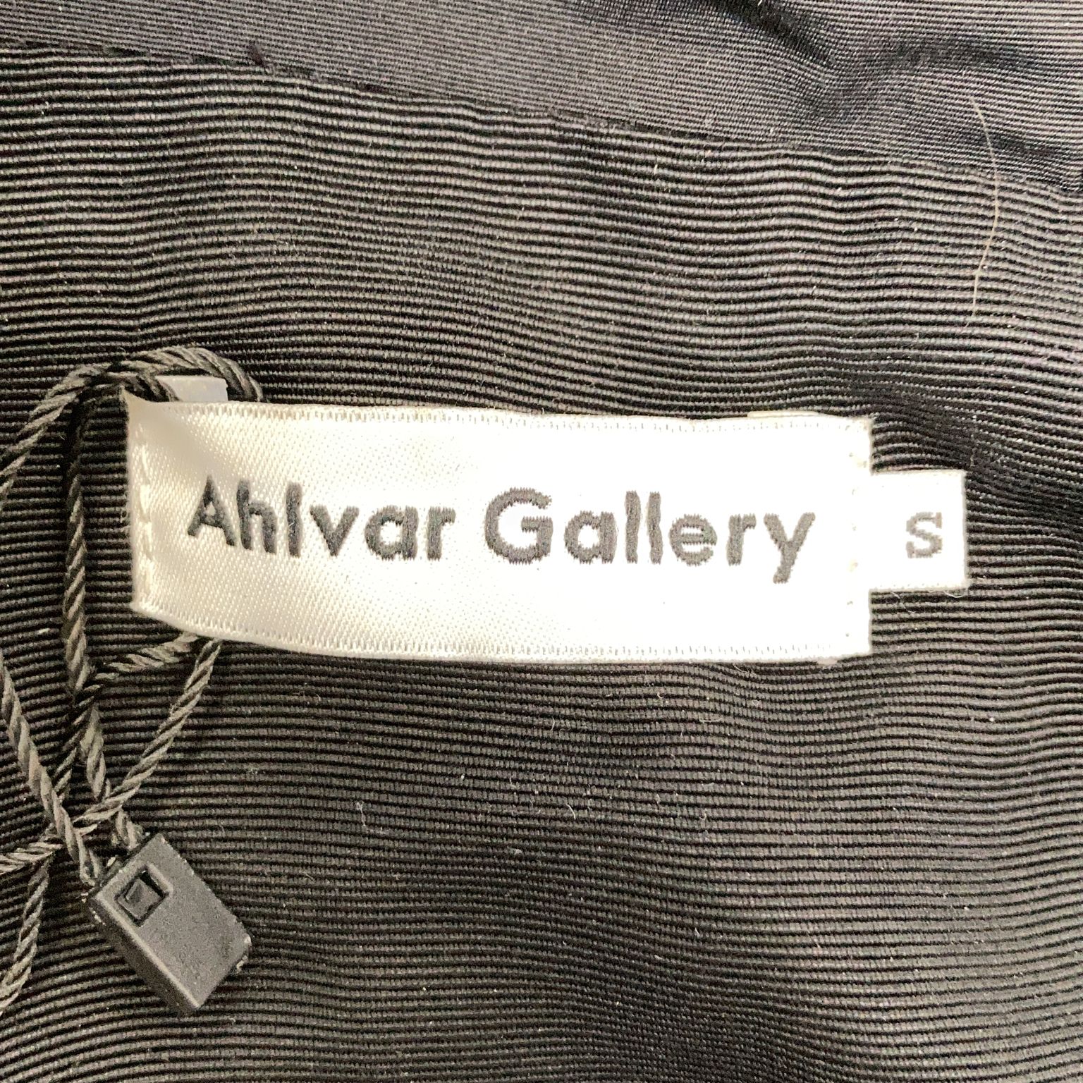 Ahlvar Gallery