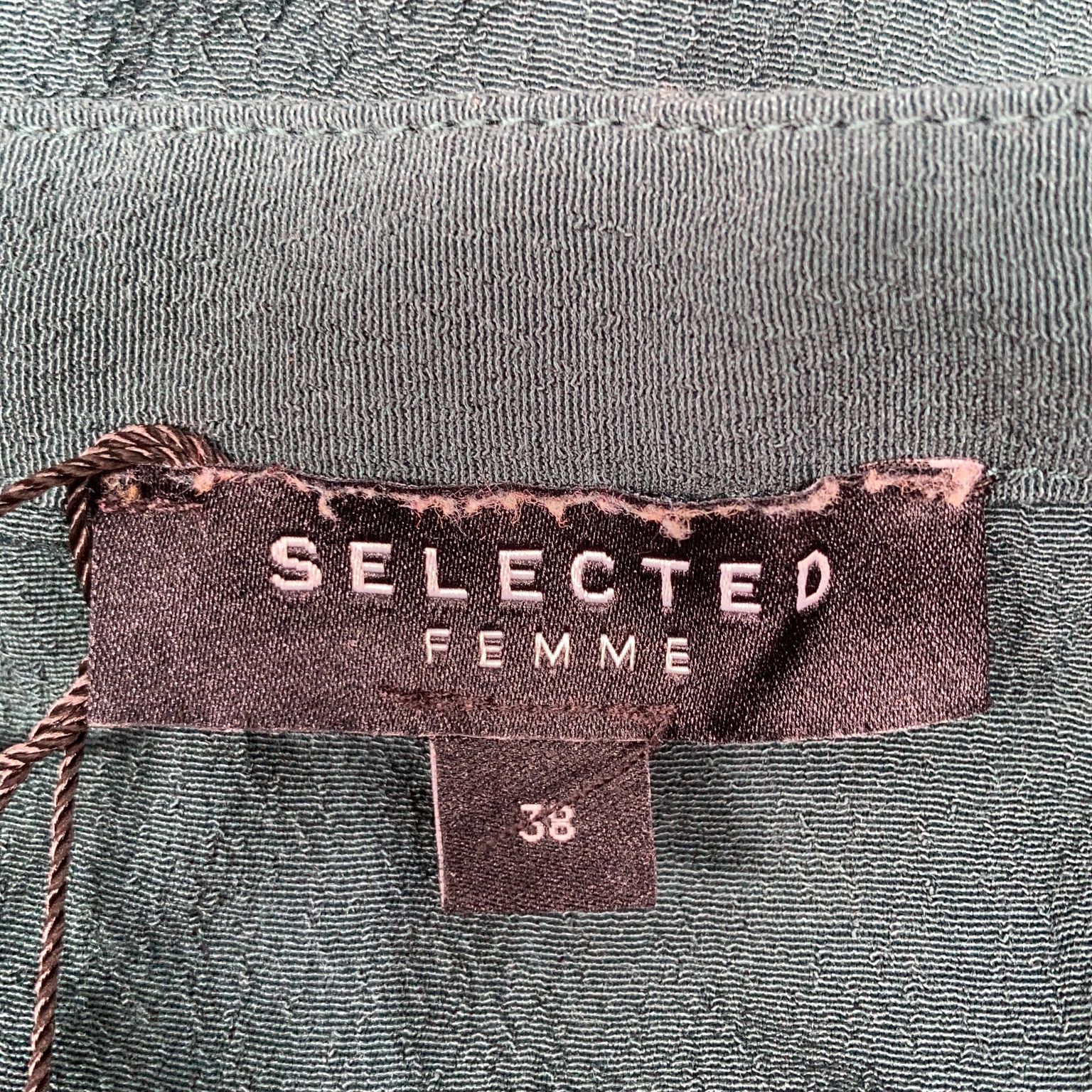 Selected Femme