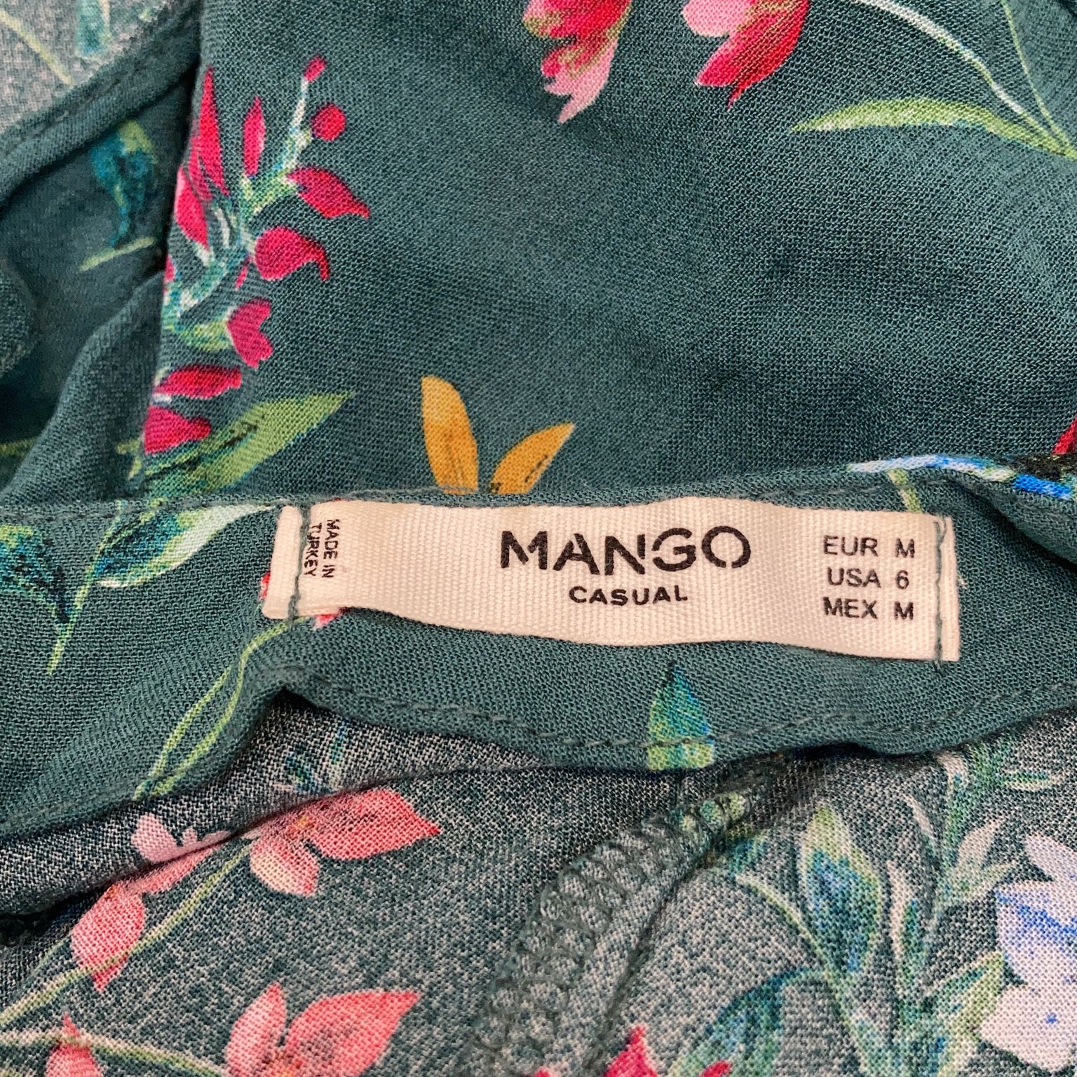 Mango Casual