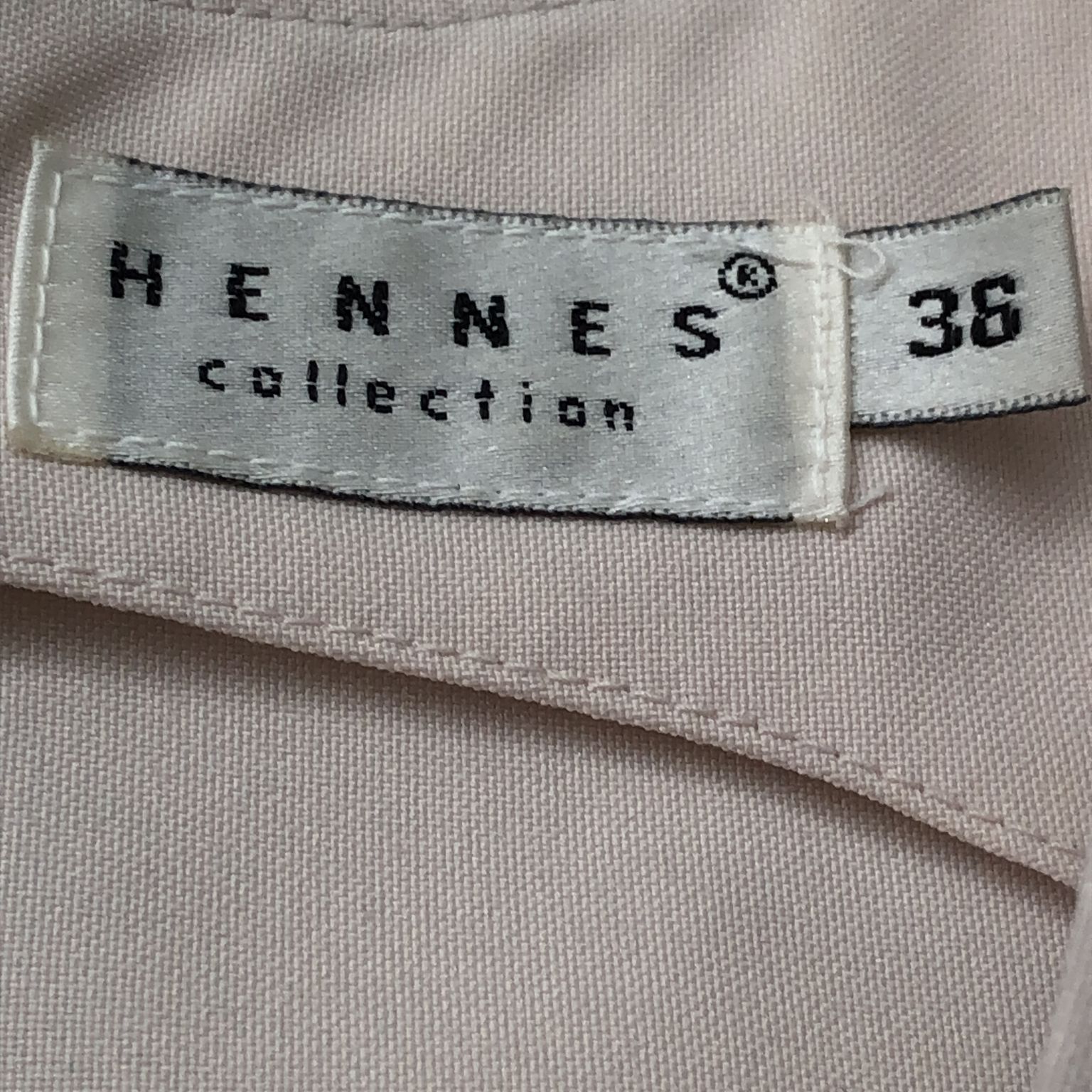 Hennes Collection