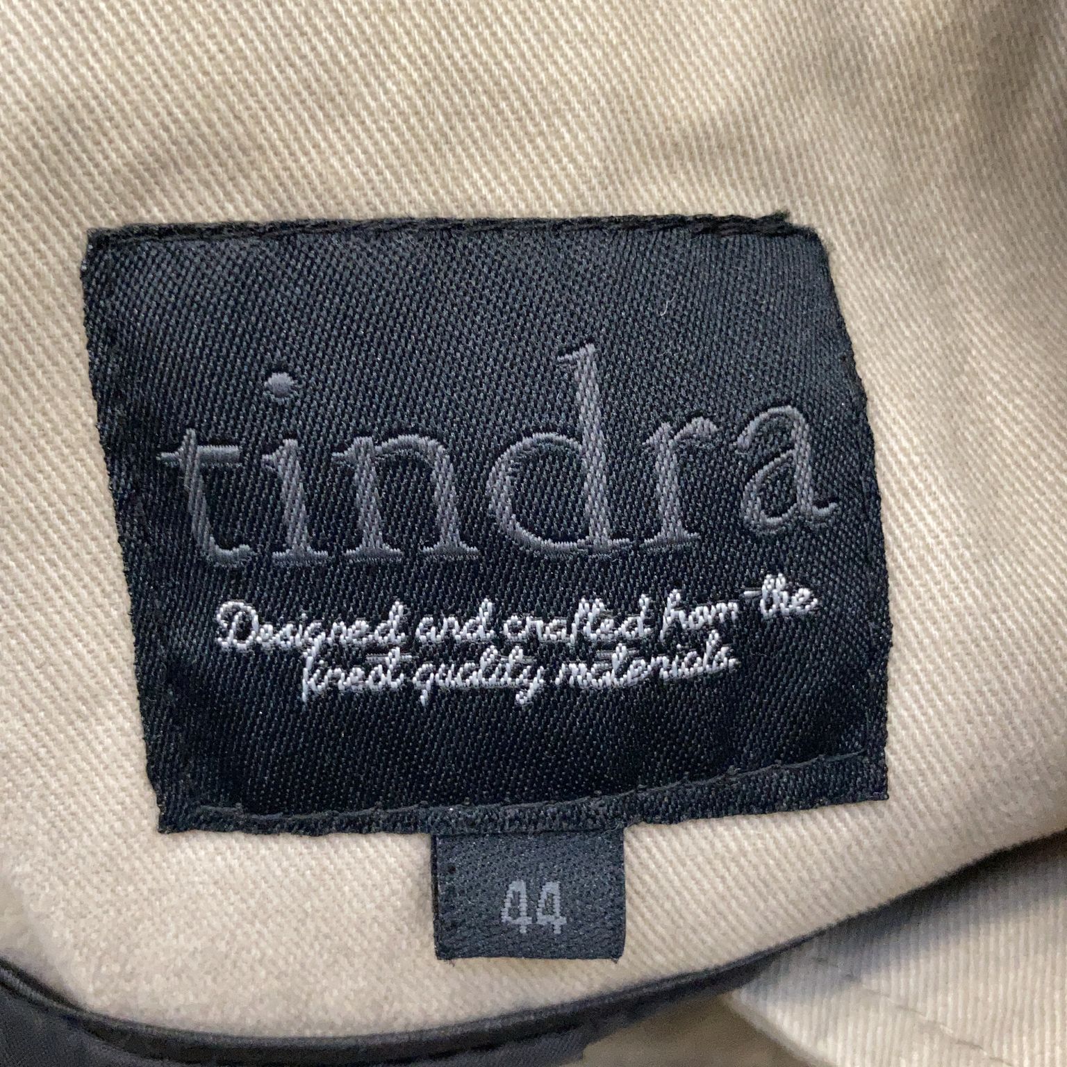 Tindra