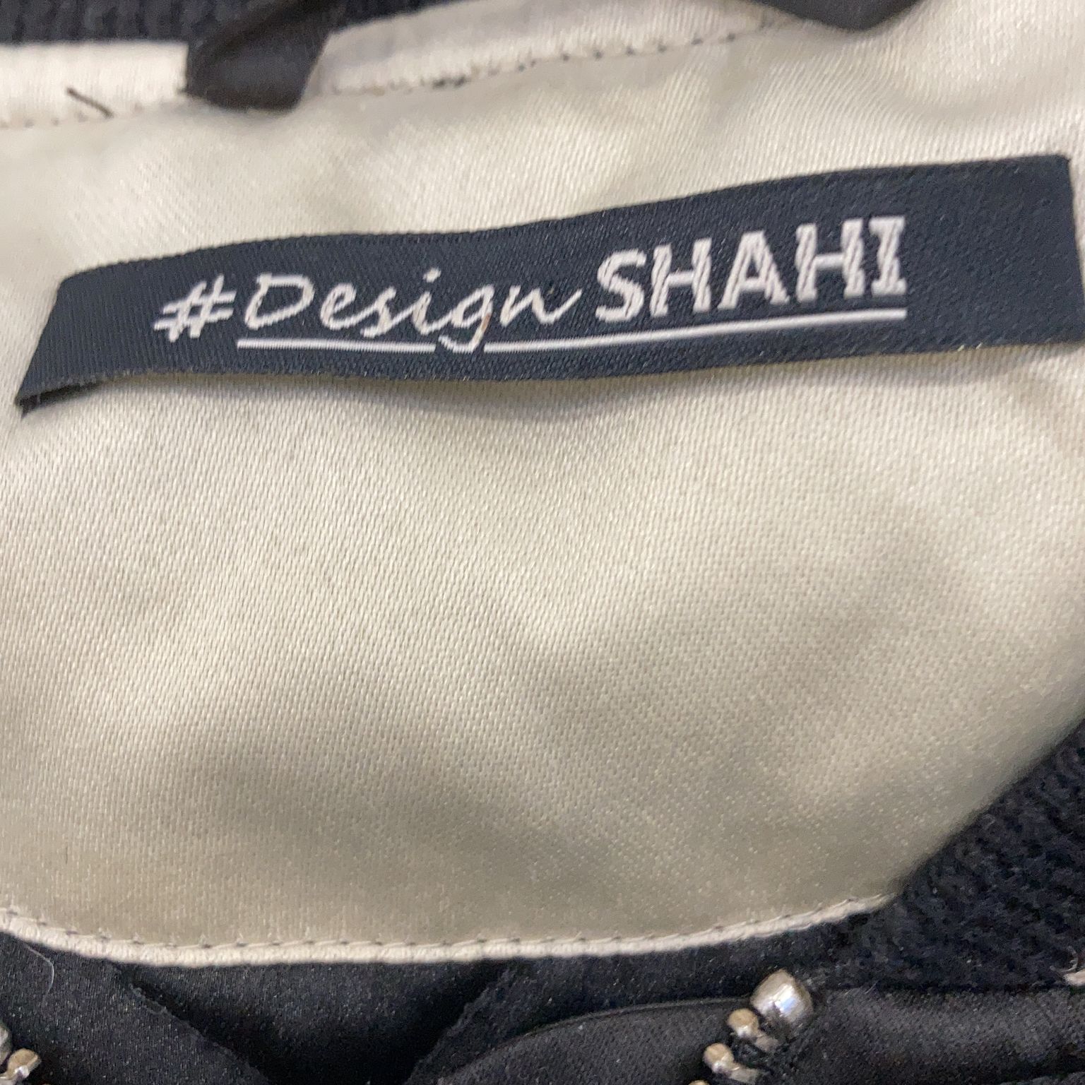 Design Shahi