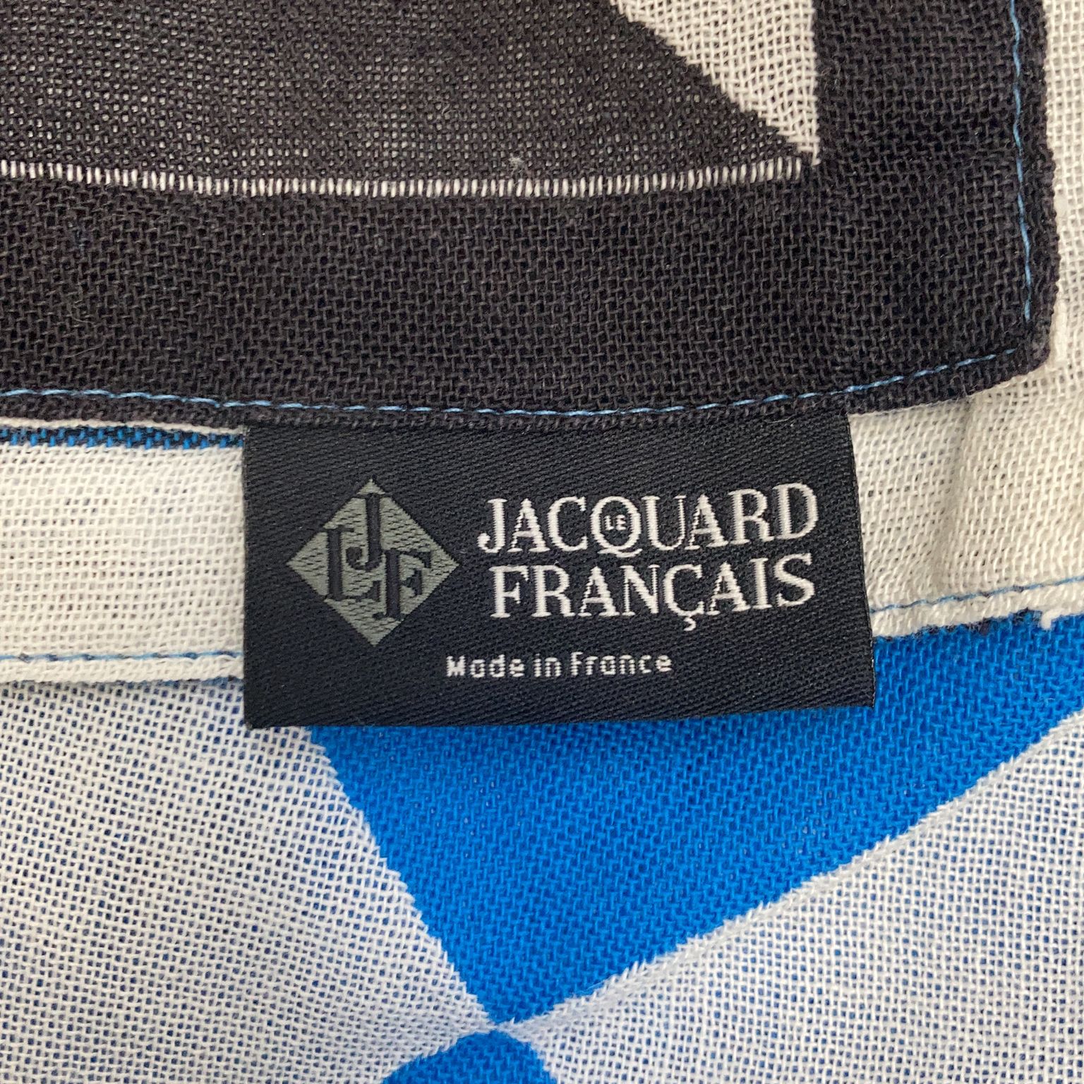 Le Jacquard Français