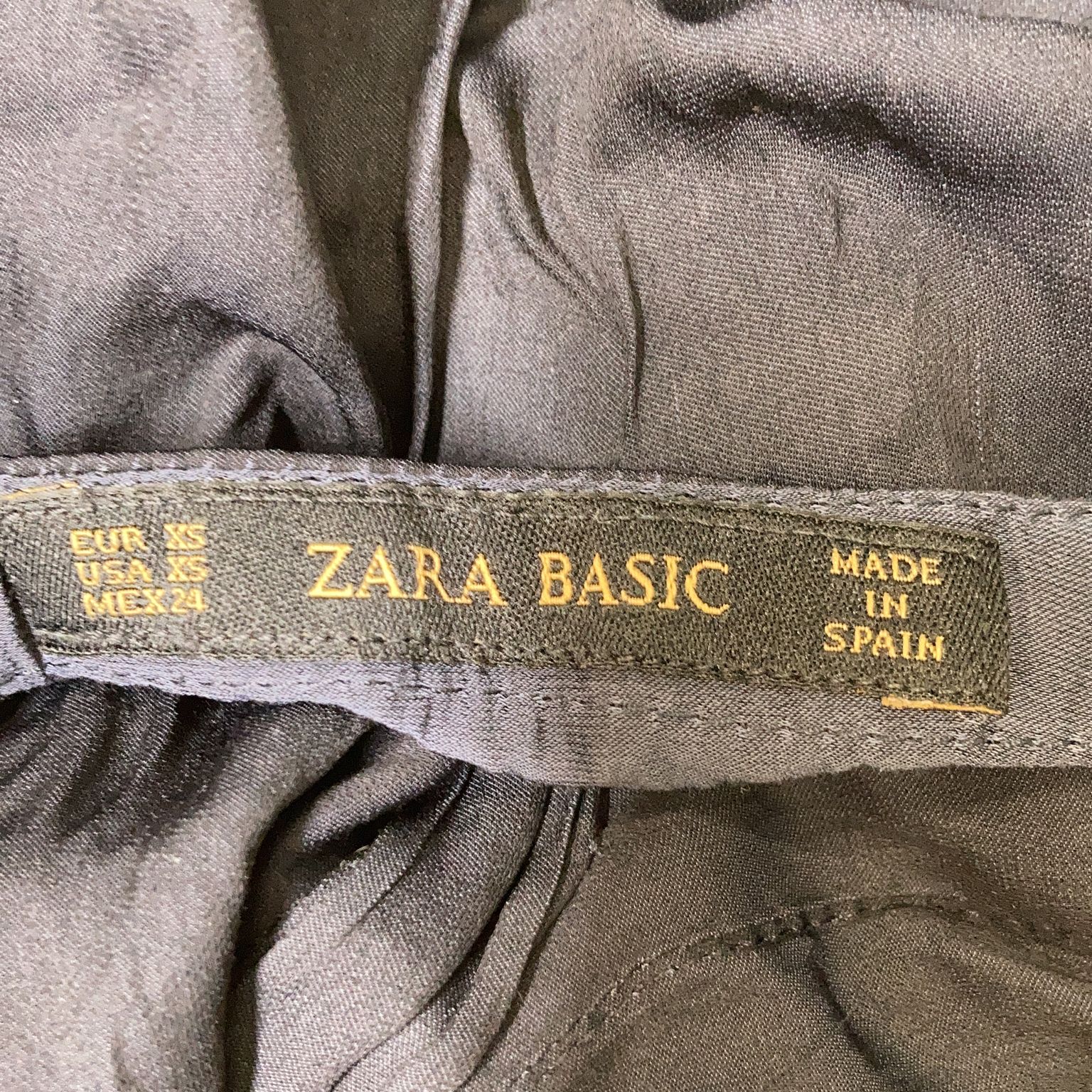 Zara Basic