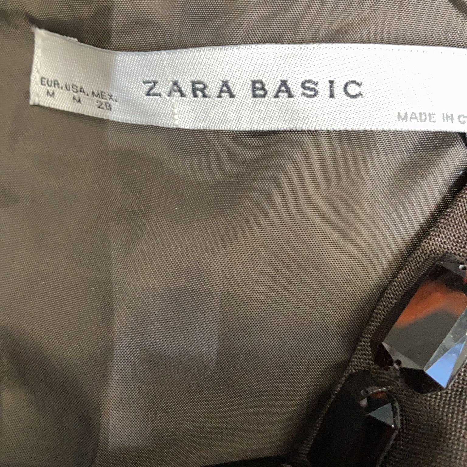 Zara Basic