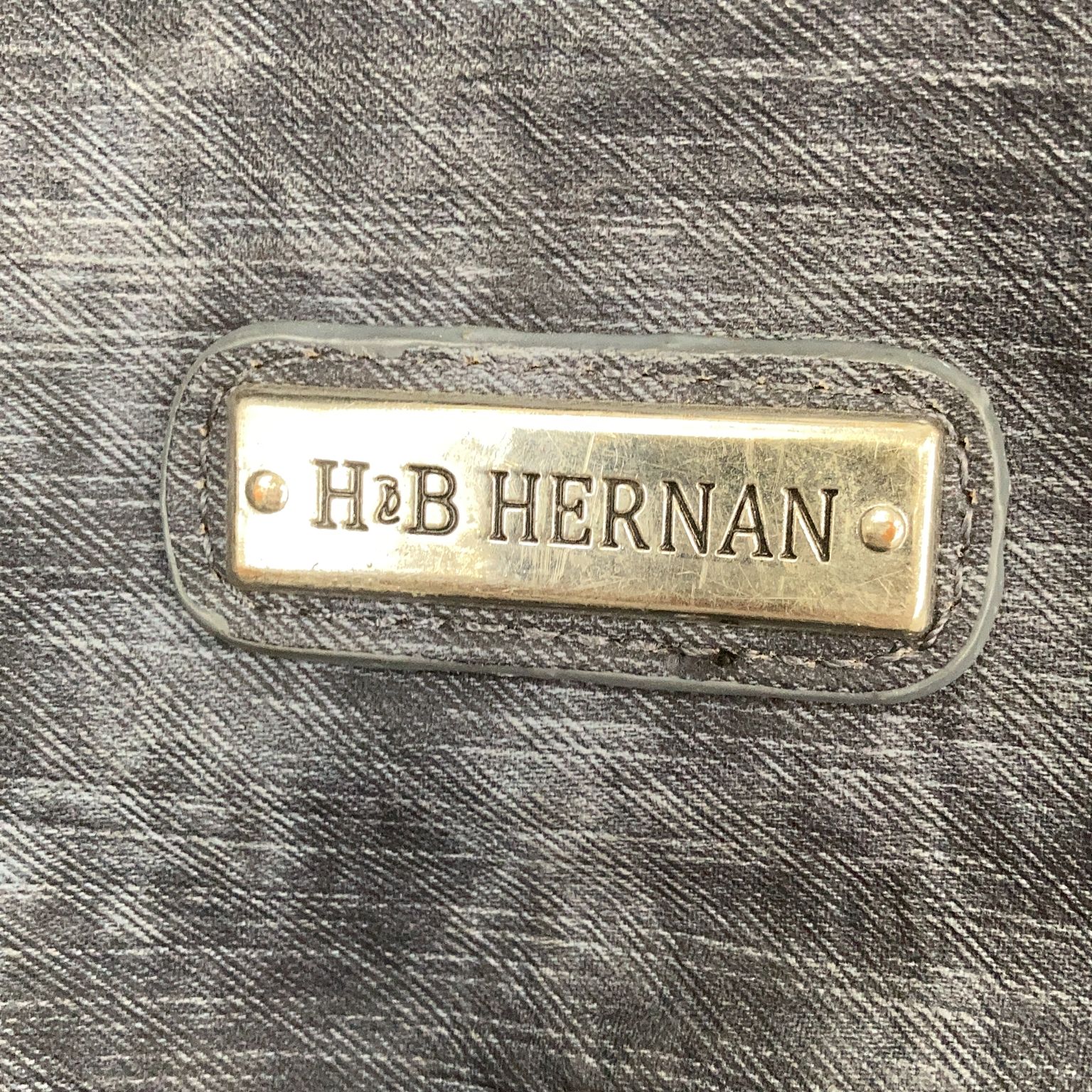 Hernan Bags