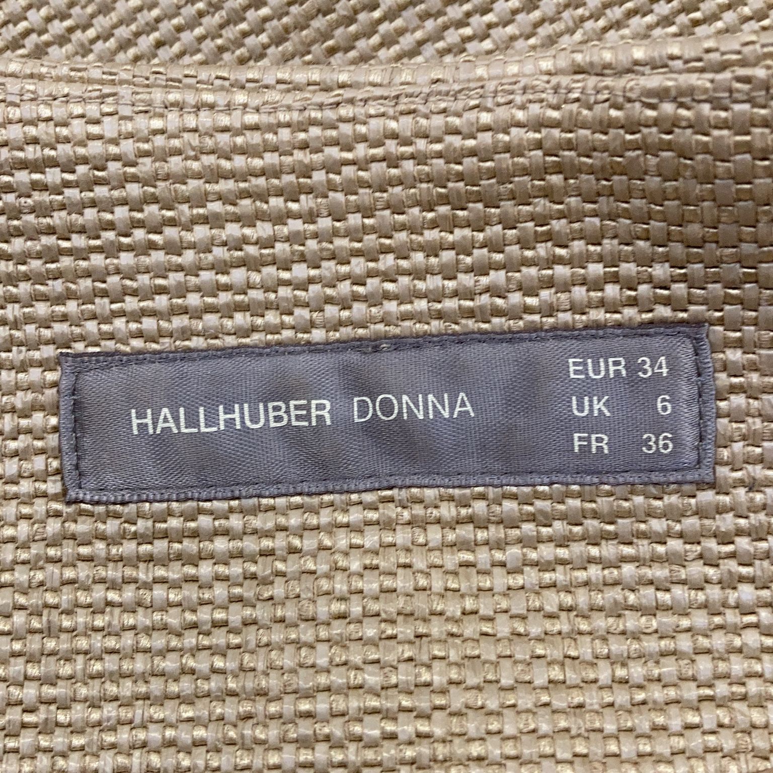 Hallhuber Donna