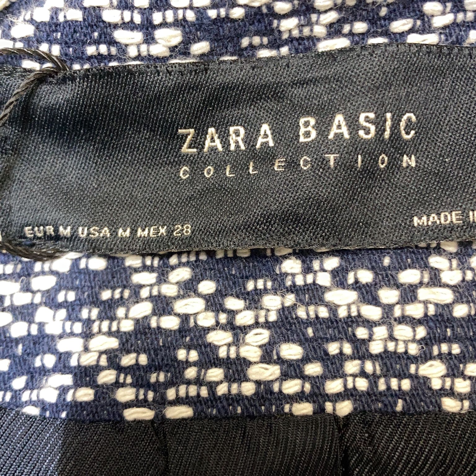 Zara Basic