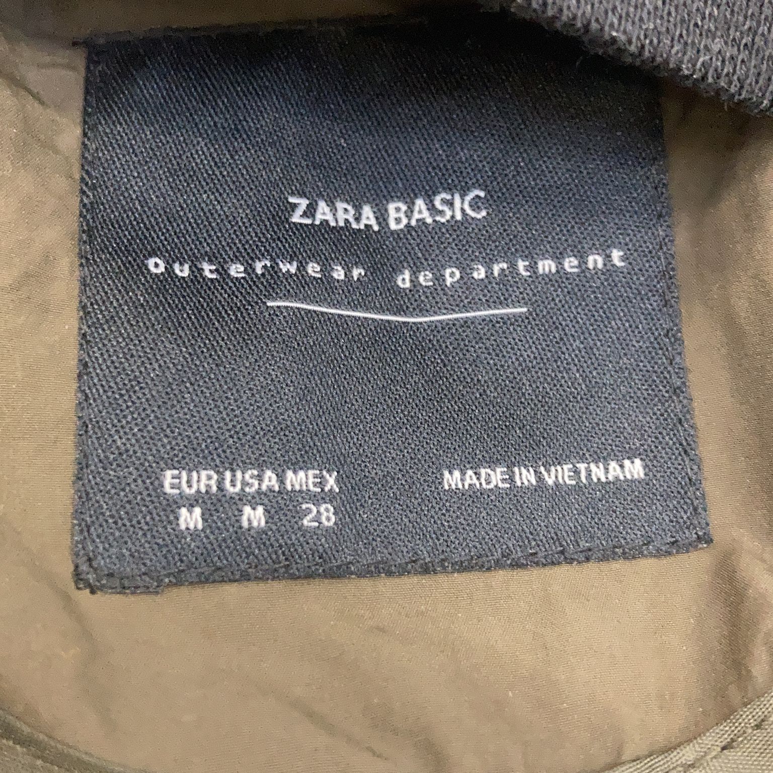 Zara Basic