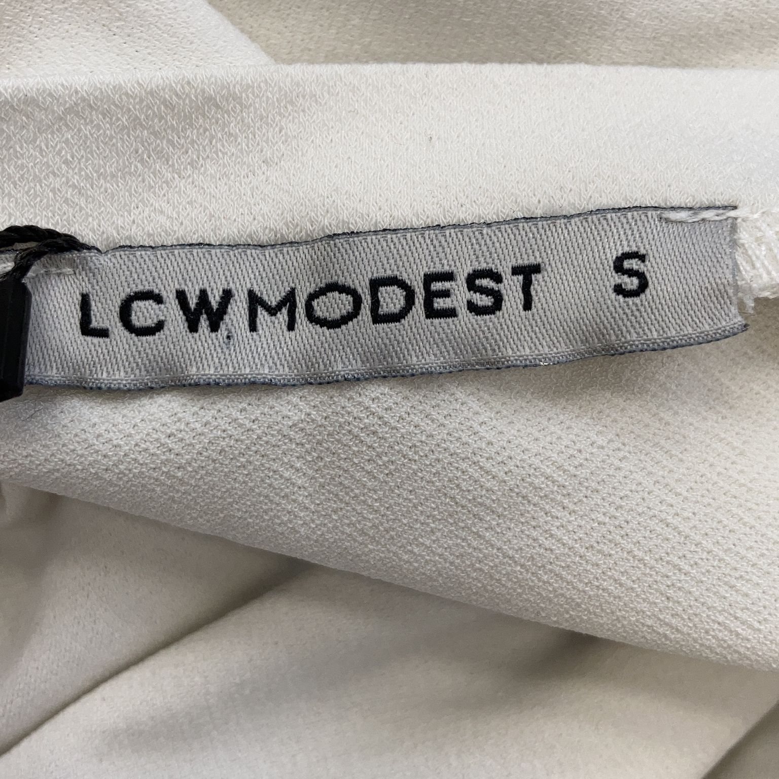 LCW Modest