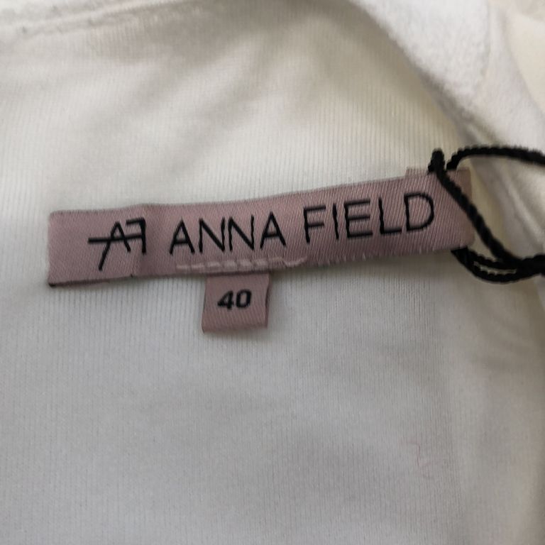 Anna Field