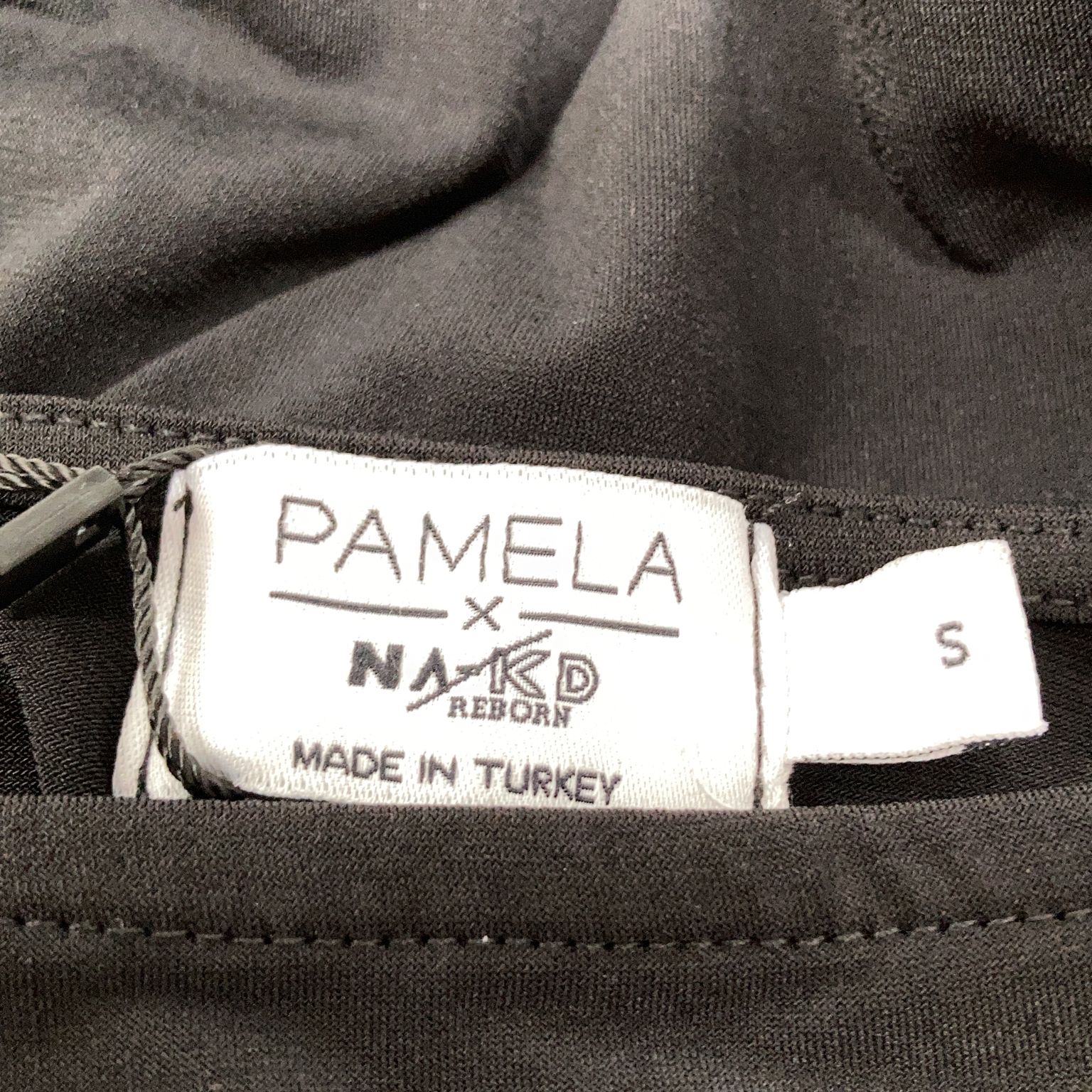 Pamela x NA-KD