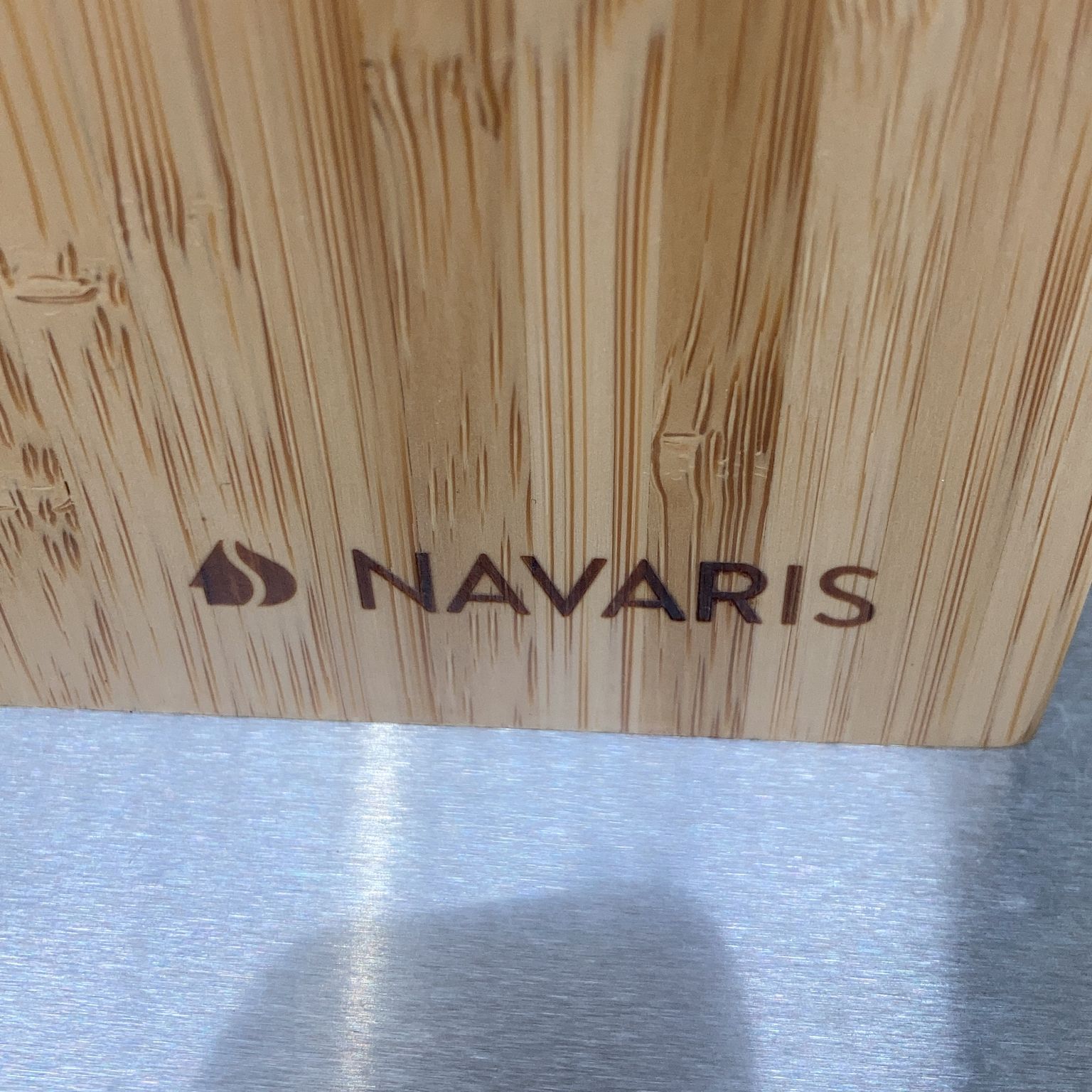 Navaris