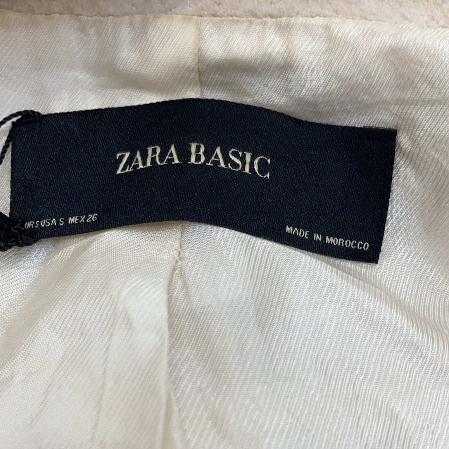 Zara Basic