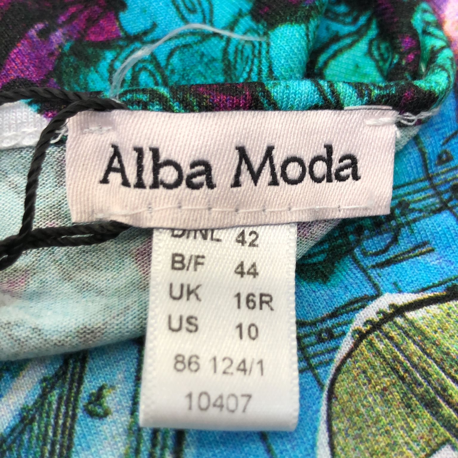 Alba Moda