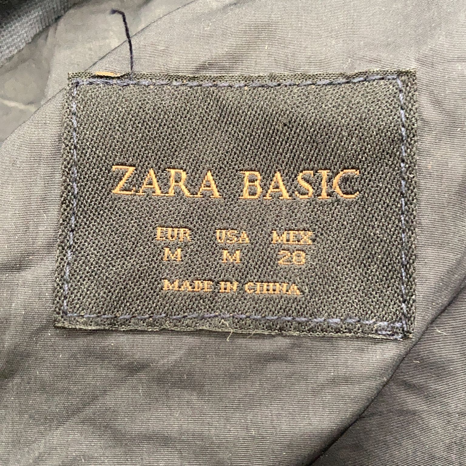 Zara Basic