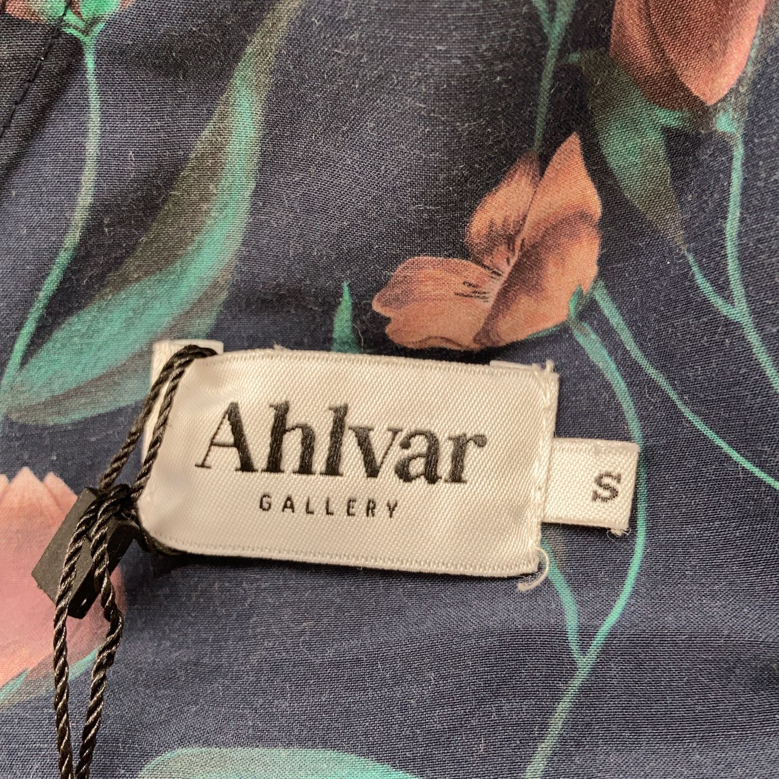 Ahlvar Gallery