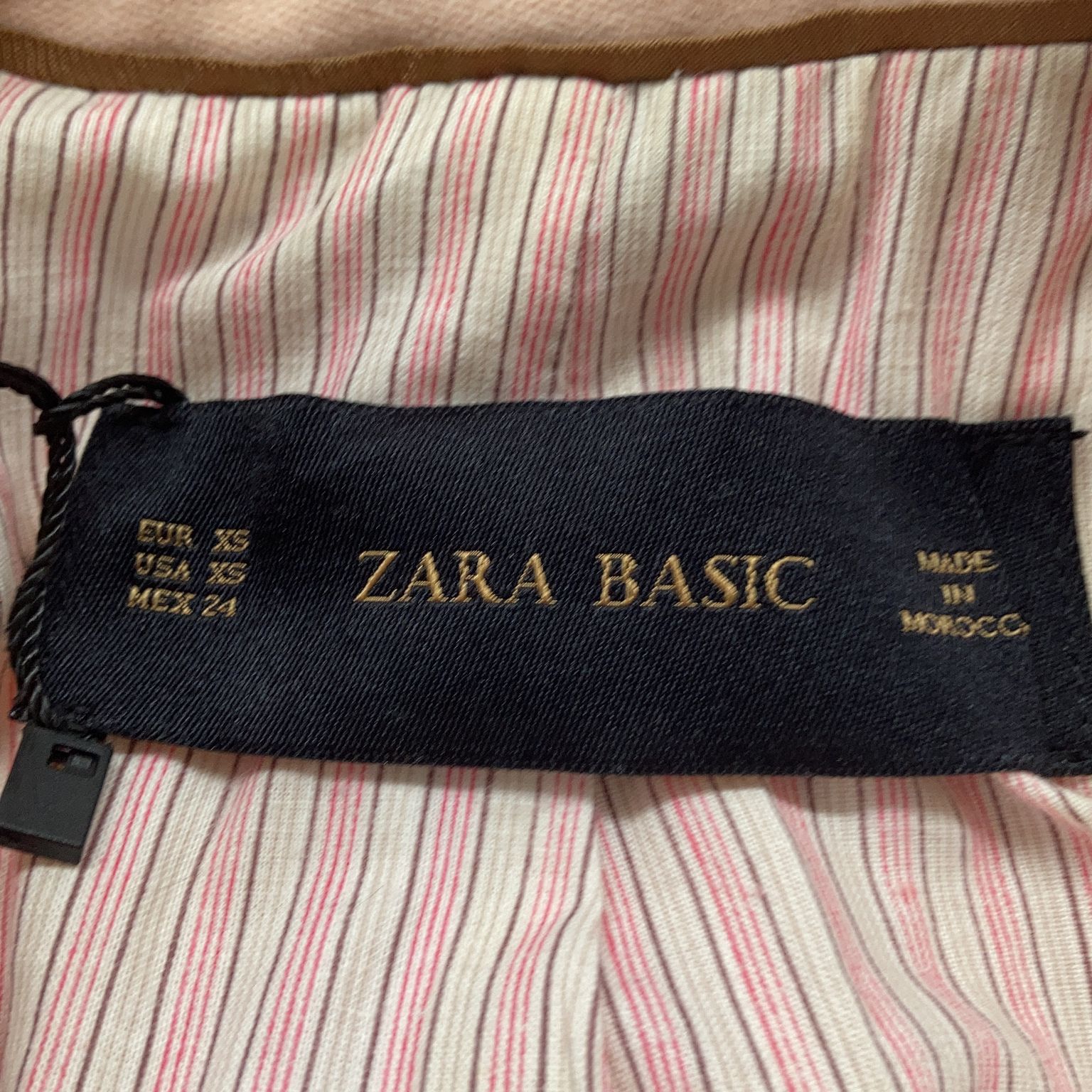 Zara Basic