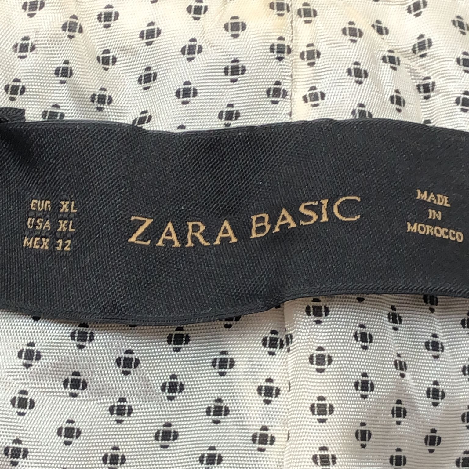 Zara Basic