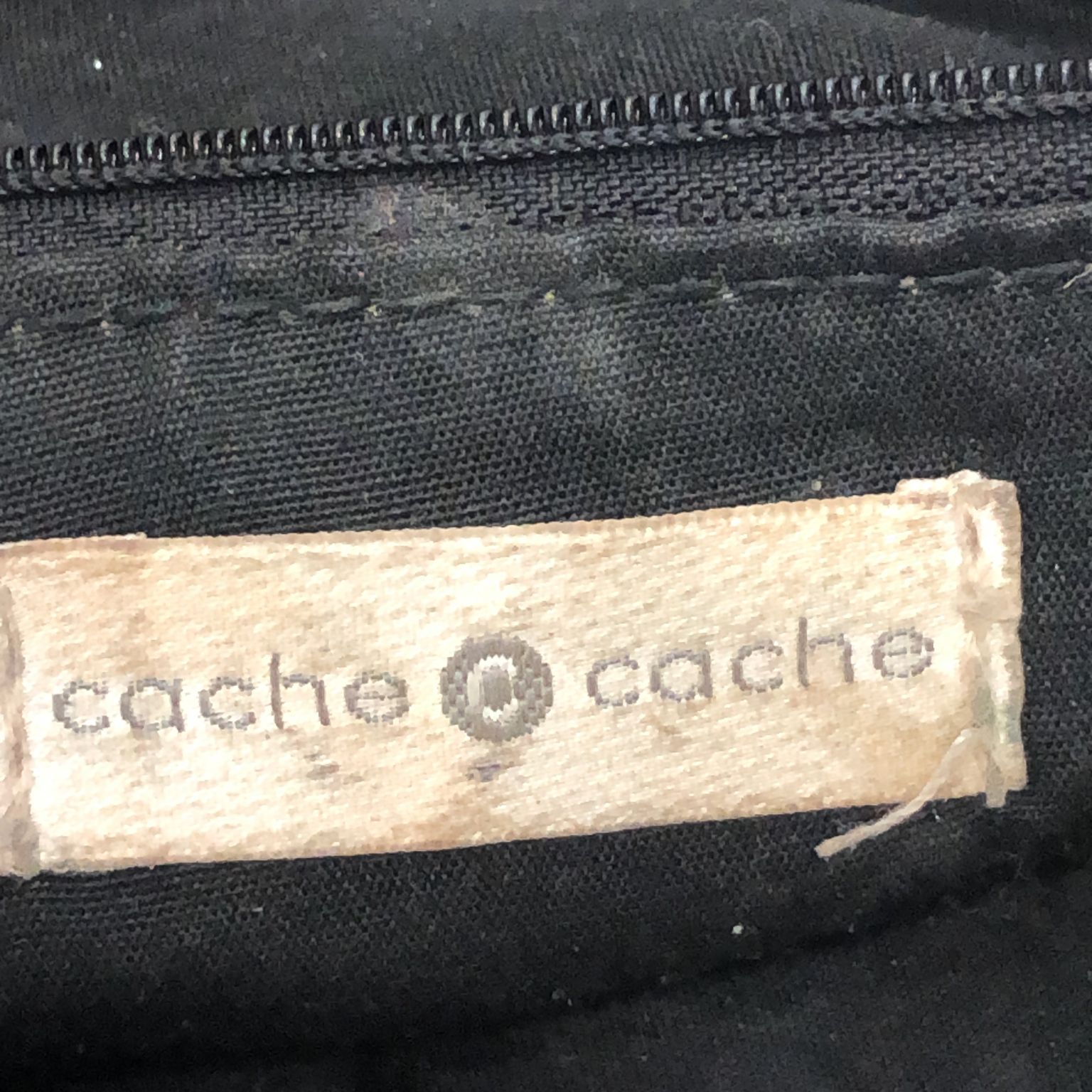 Cache Cache