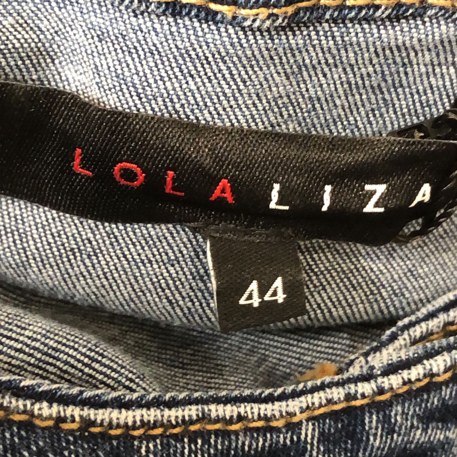 Lola Liza