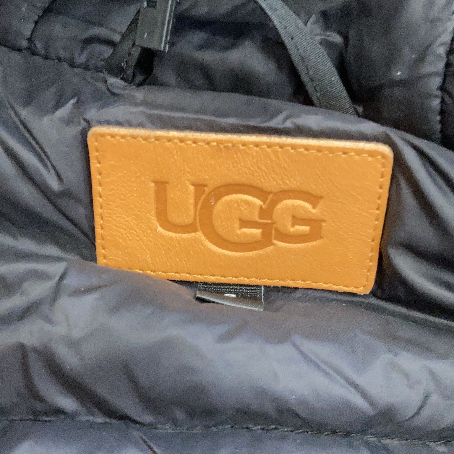 UGG