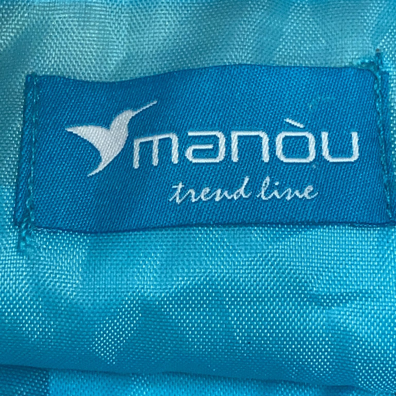 Manóu