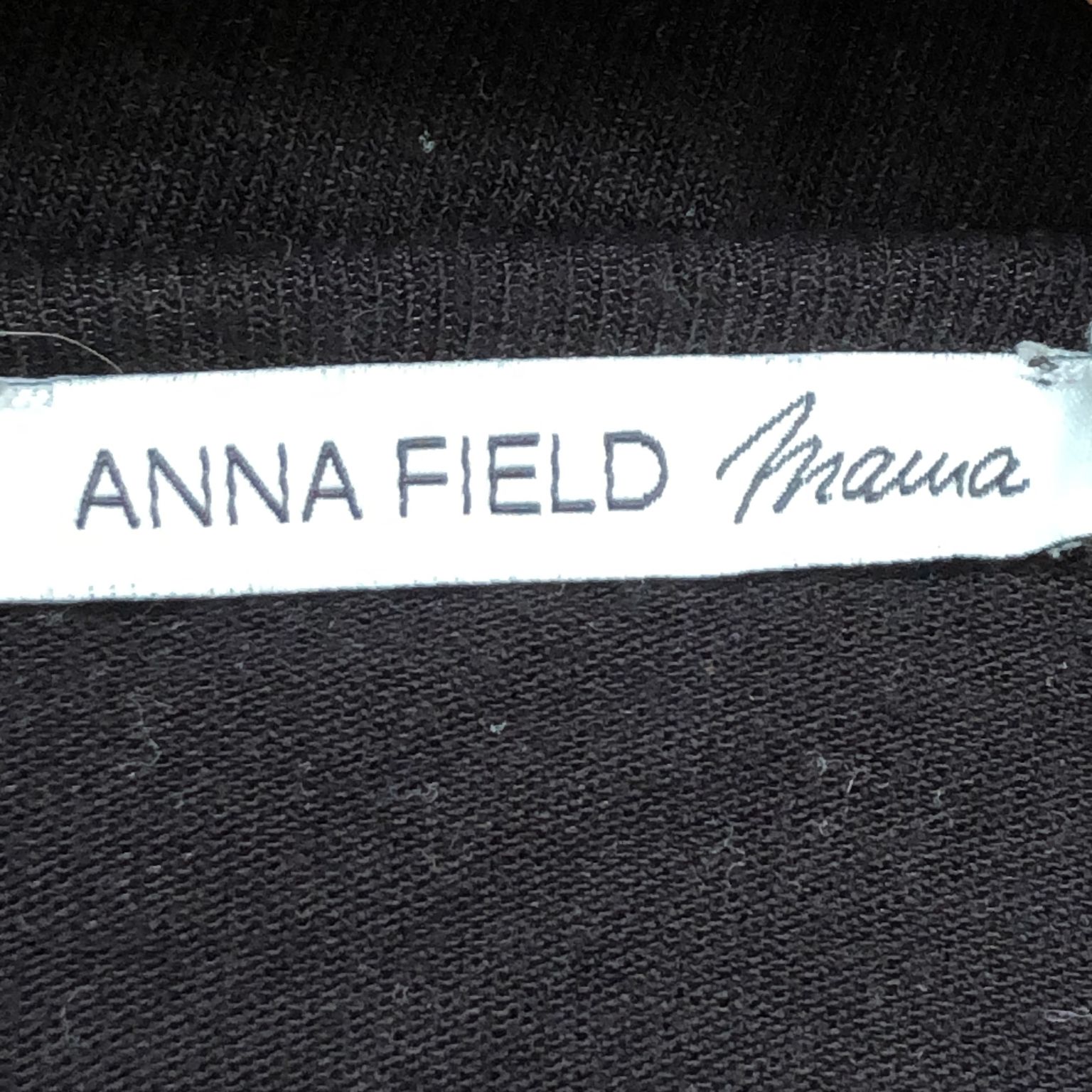 Anna Field Mama