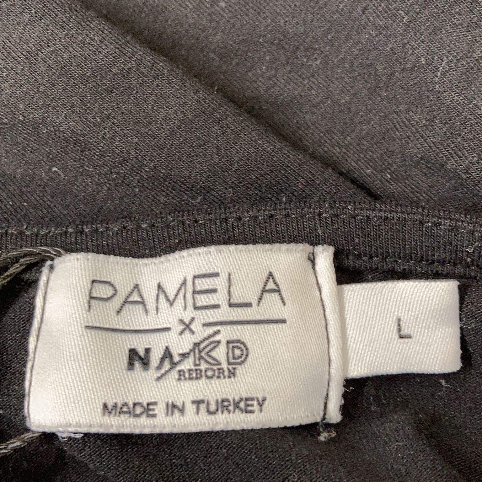 Pamela x NA-KD