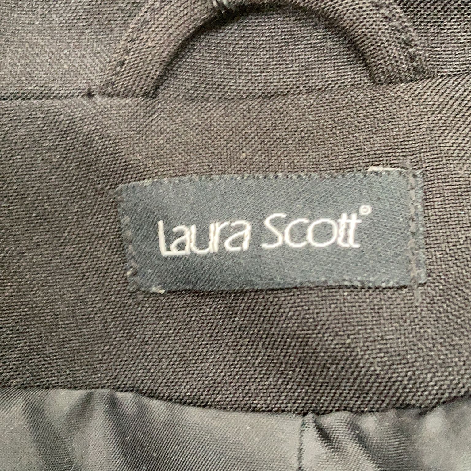 Laura Scott