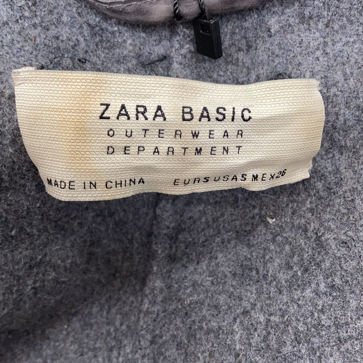 Zara Basic