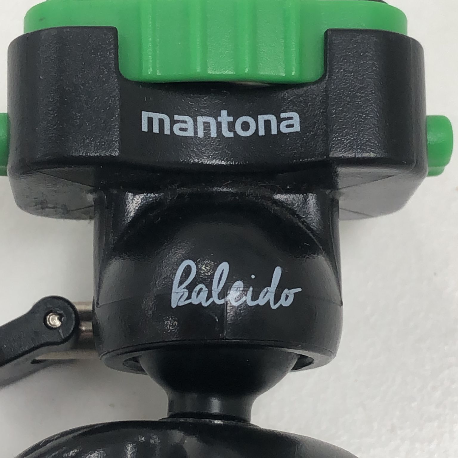 Mantona