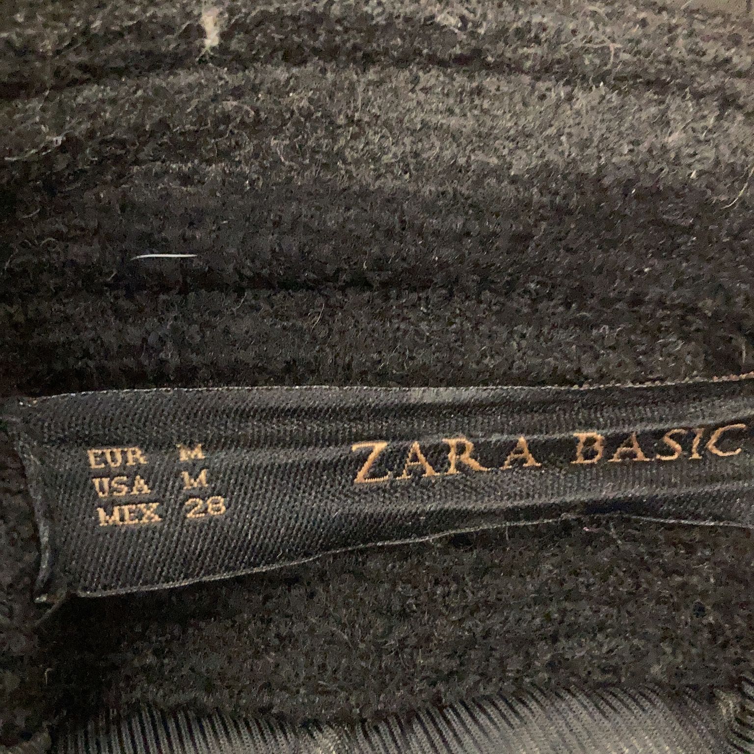 Zara Basic