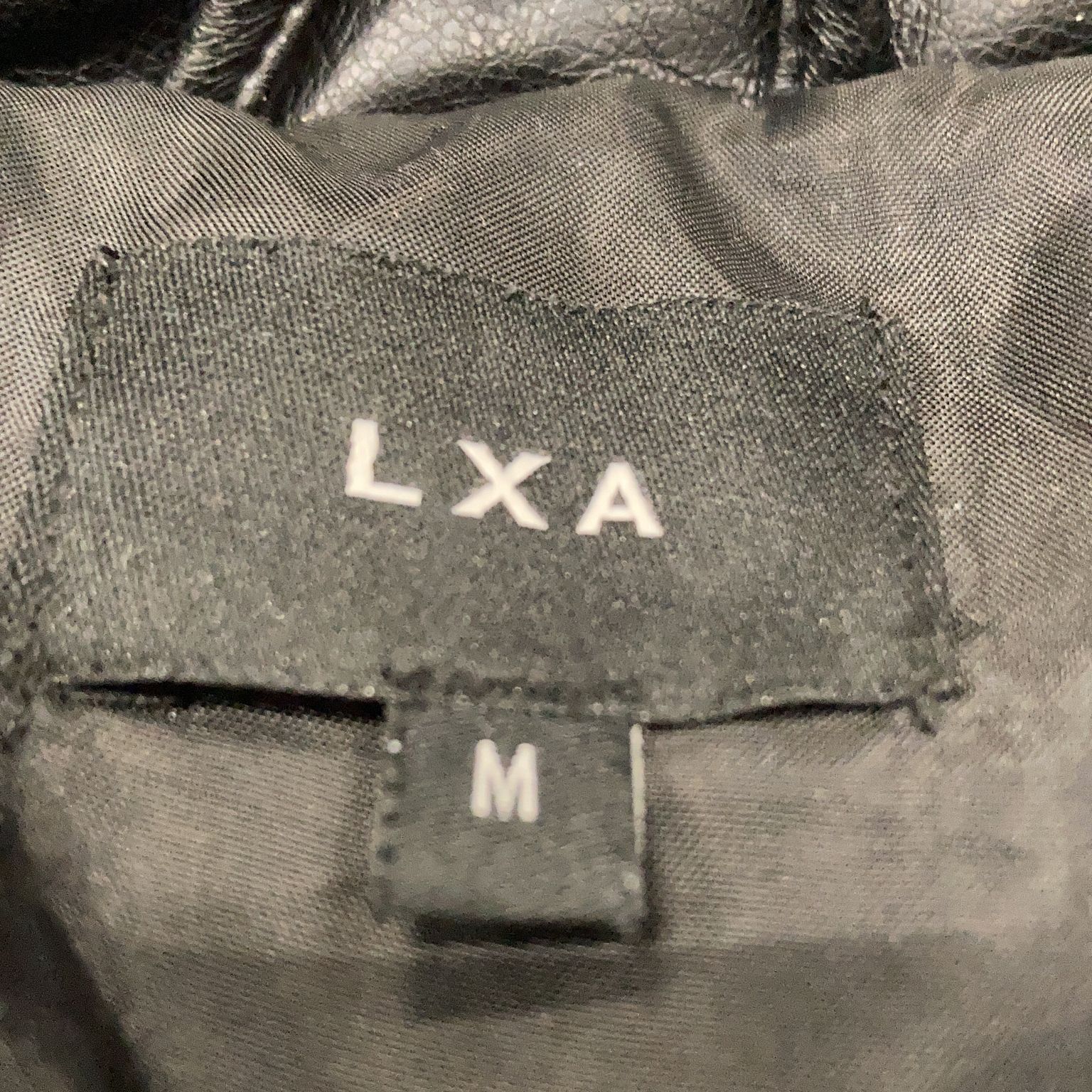 LXA